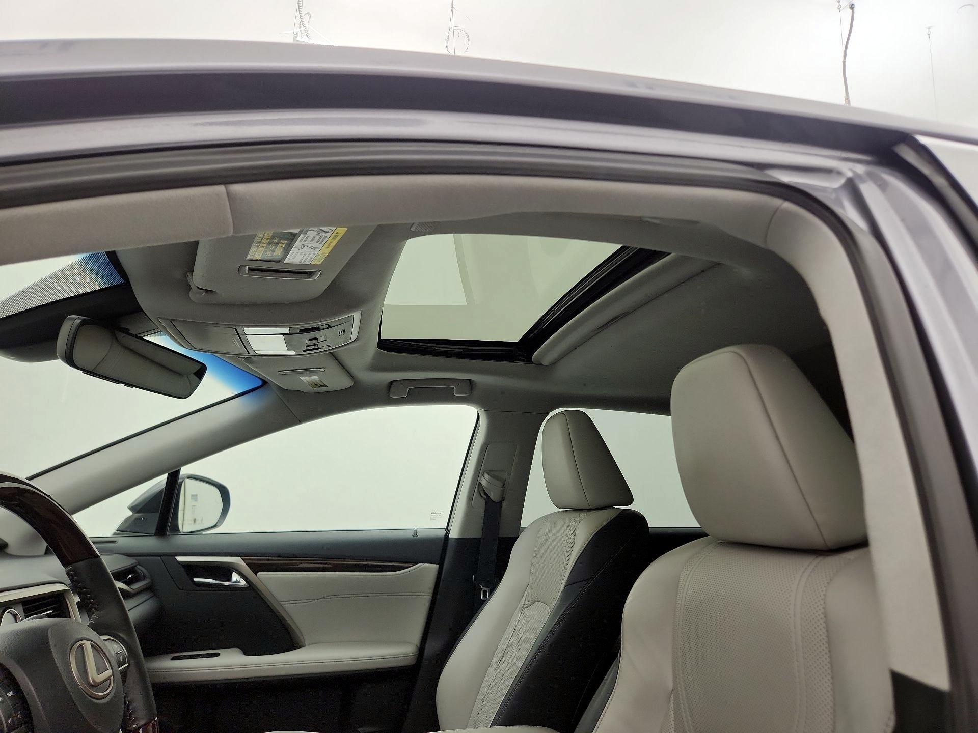 Thumbnail: 2019 Lexus RX - 20