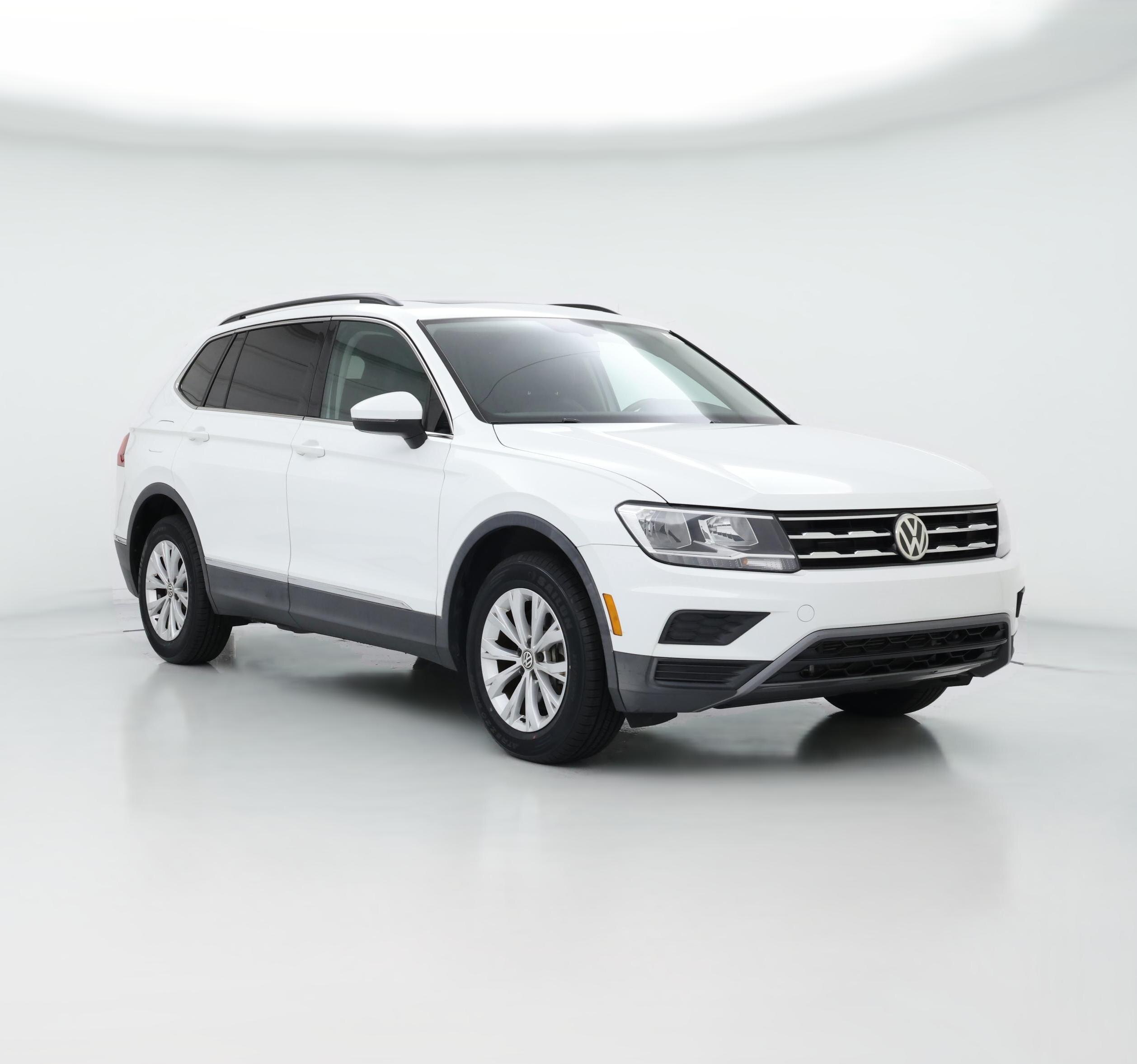 Thumbnail: 2018 Volkswagen Tiguan - 1