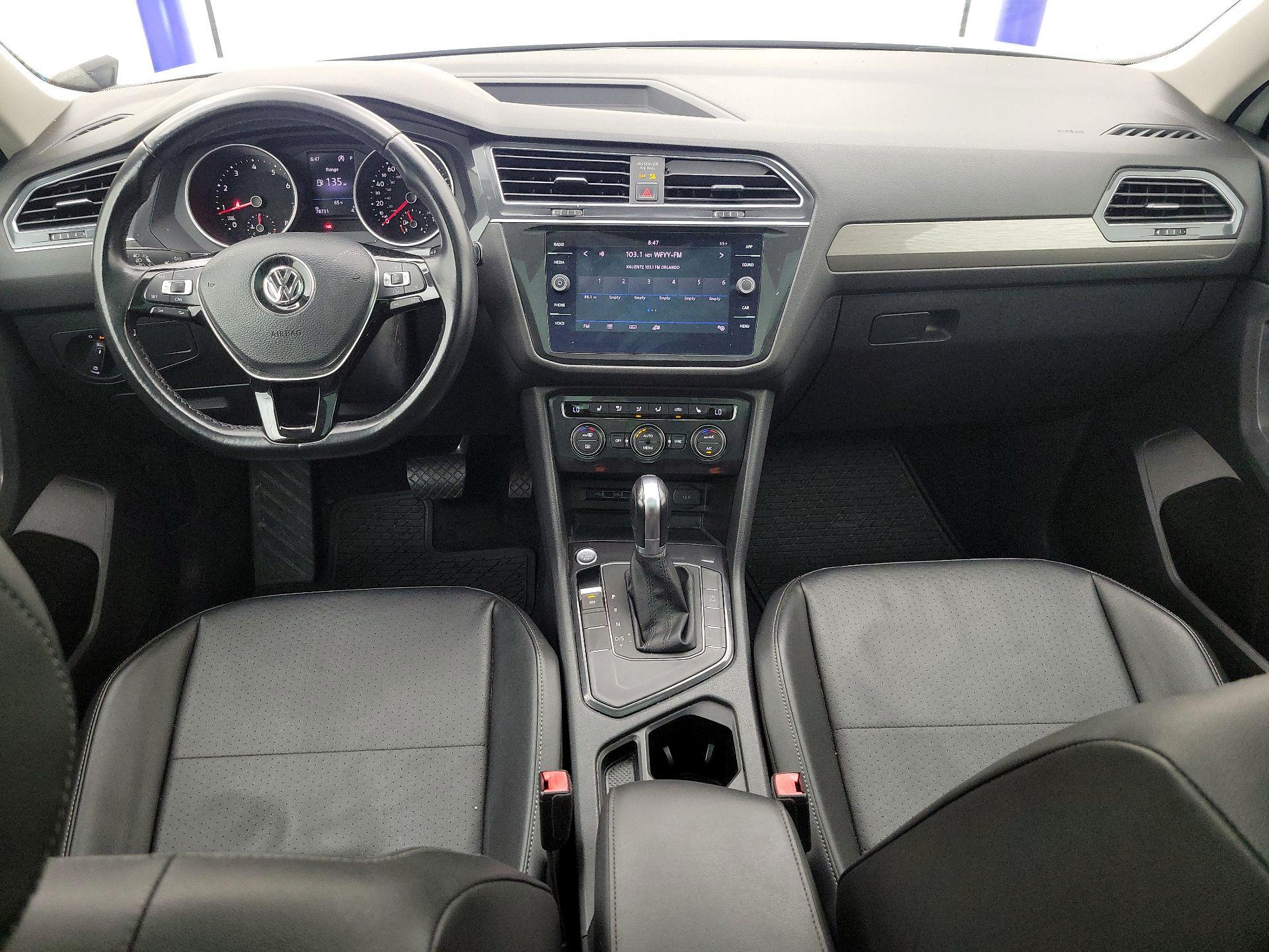 Thumbnail: 2018 Volkswagen Tiguan - 9