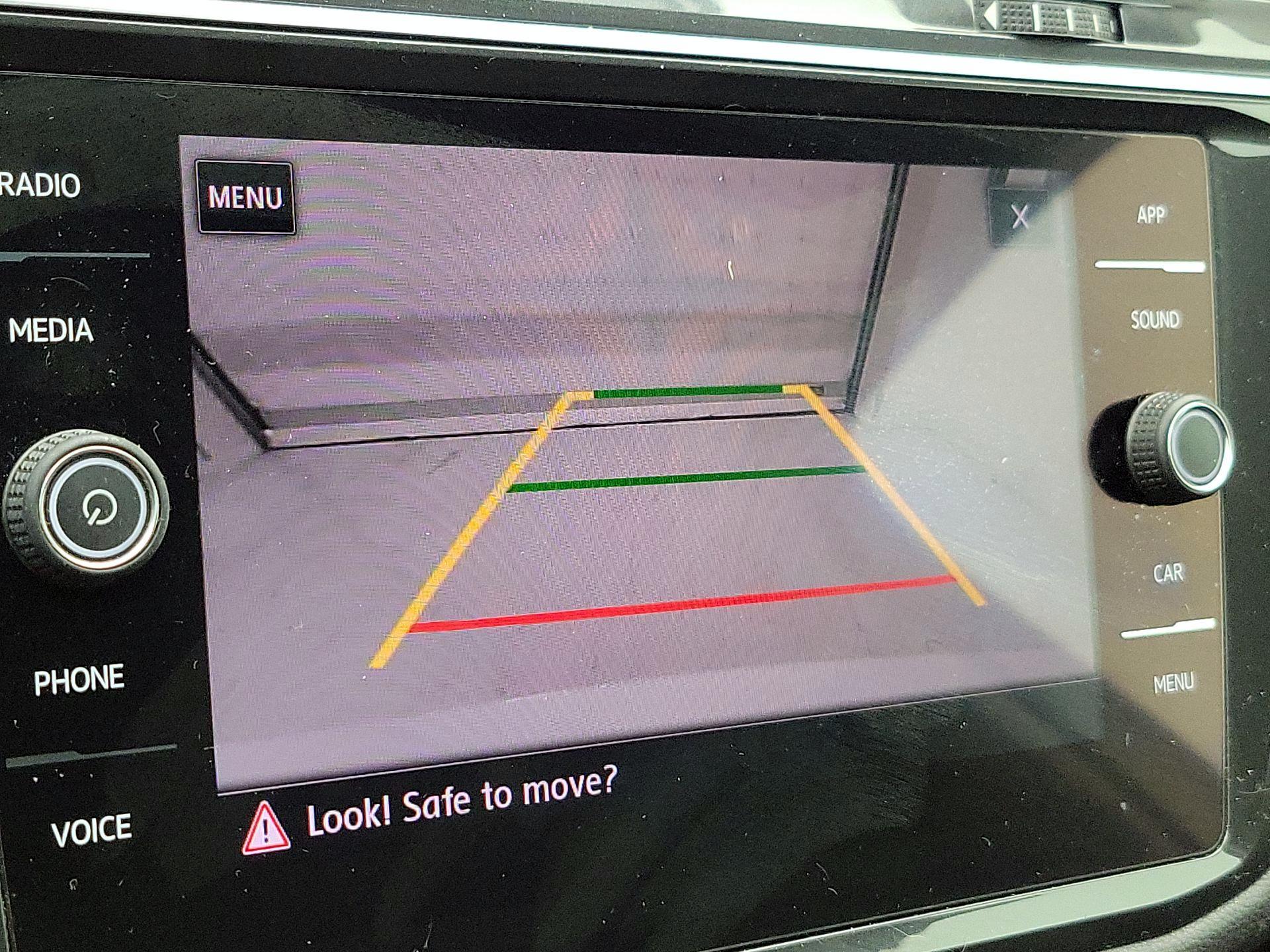 Thumbnail: 2018 Volkswagen Tiguan - 14