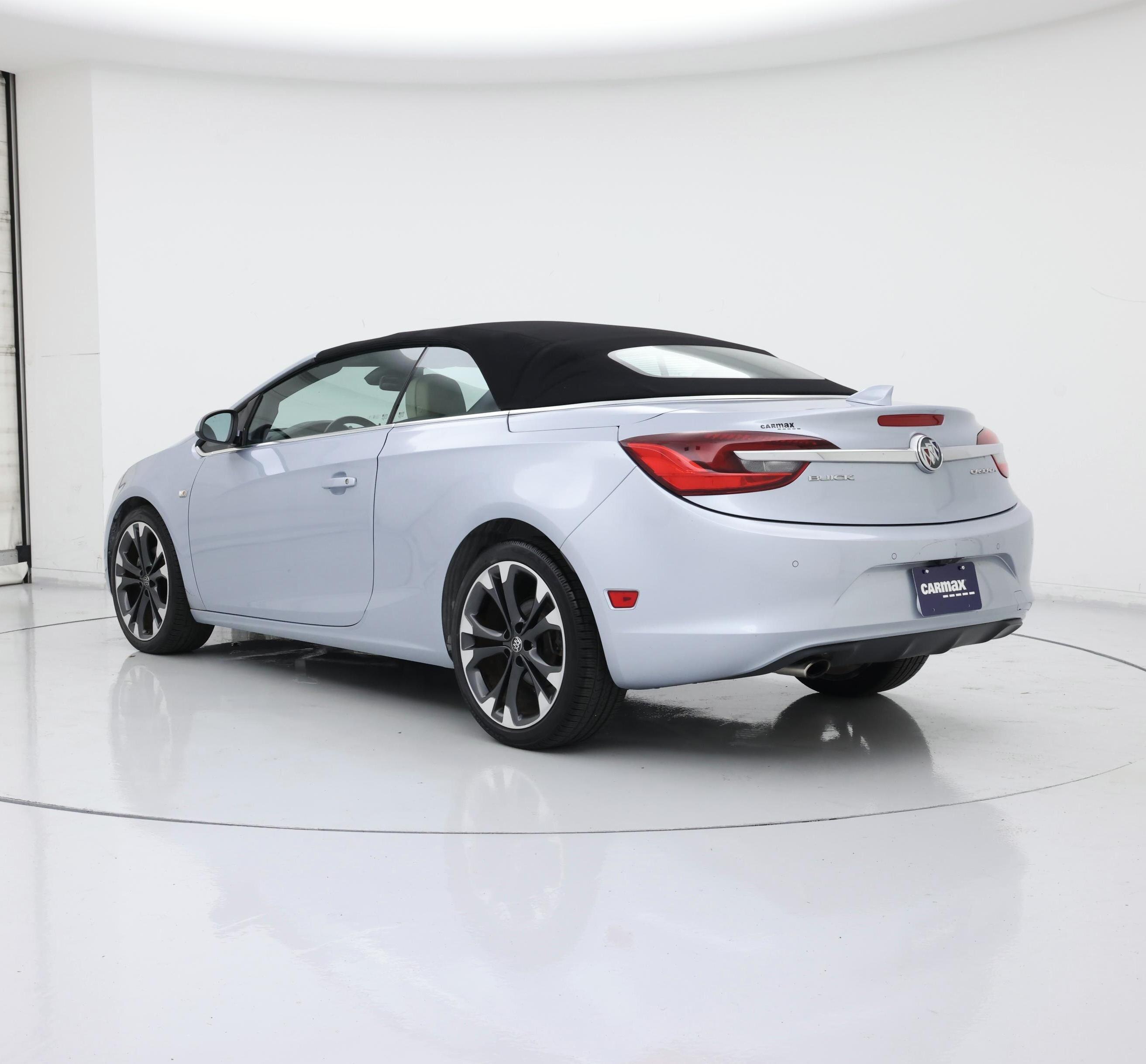 Thumbnail: 2019 Buick Cascada - 2