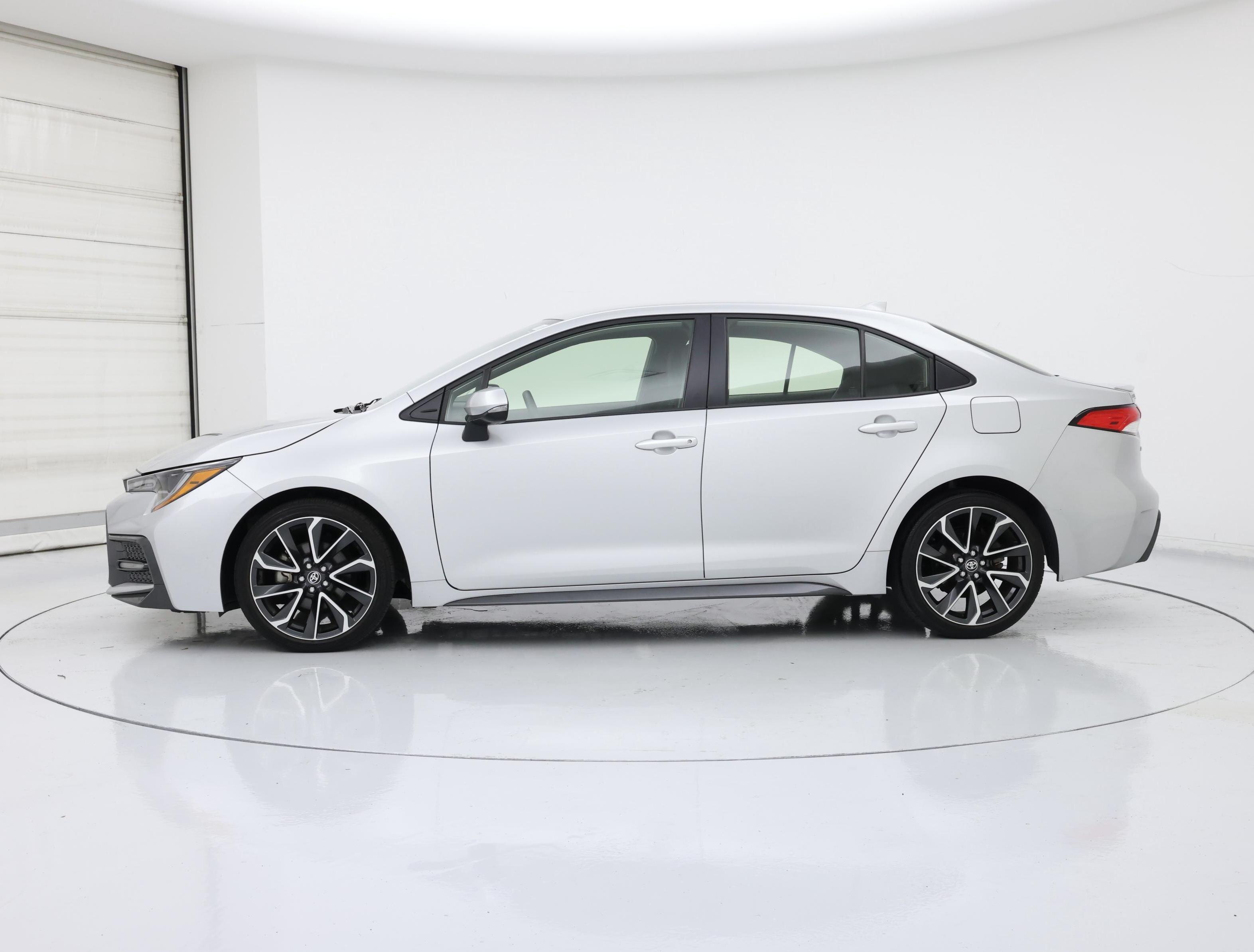 Thumbnail: 2022 Toyota Corolla - 3