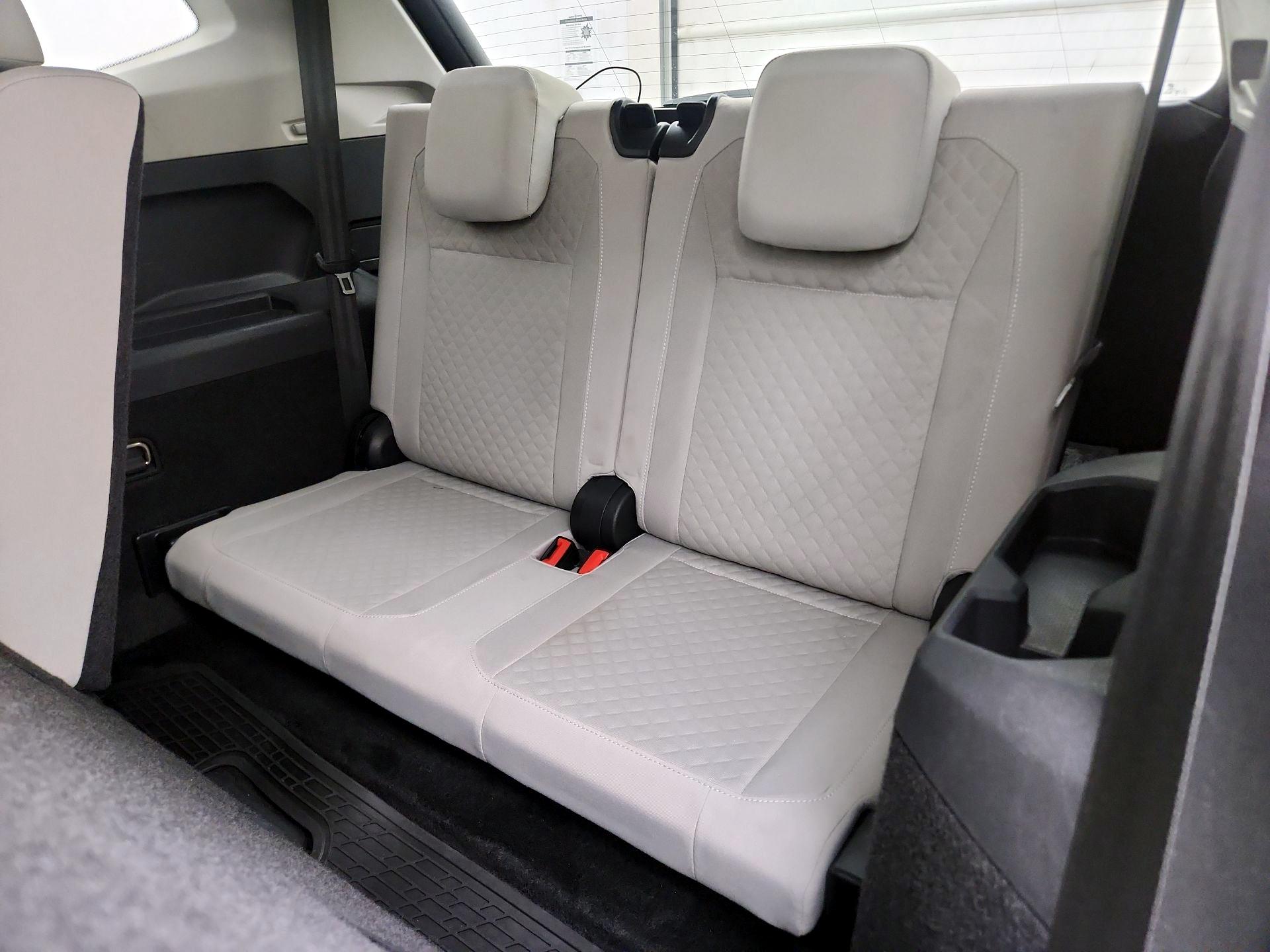 Thumbnail: 2020 Volkswagen Tiguan - 20