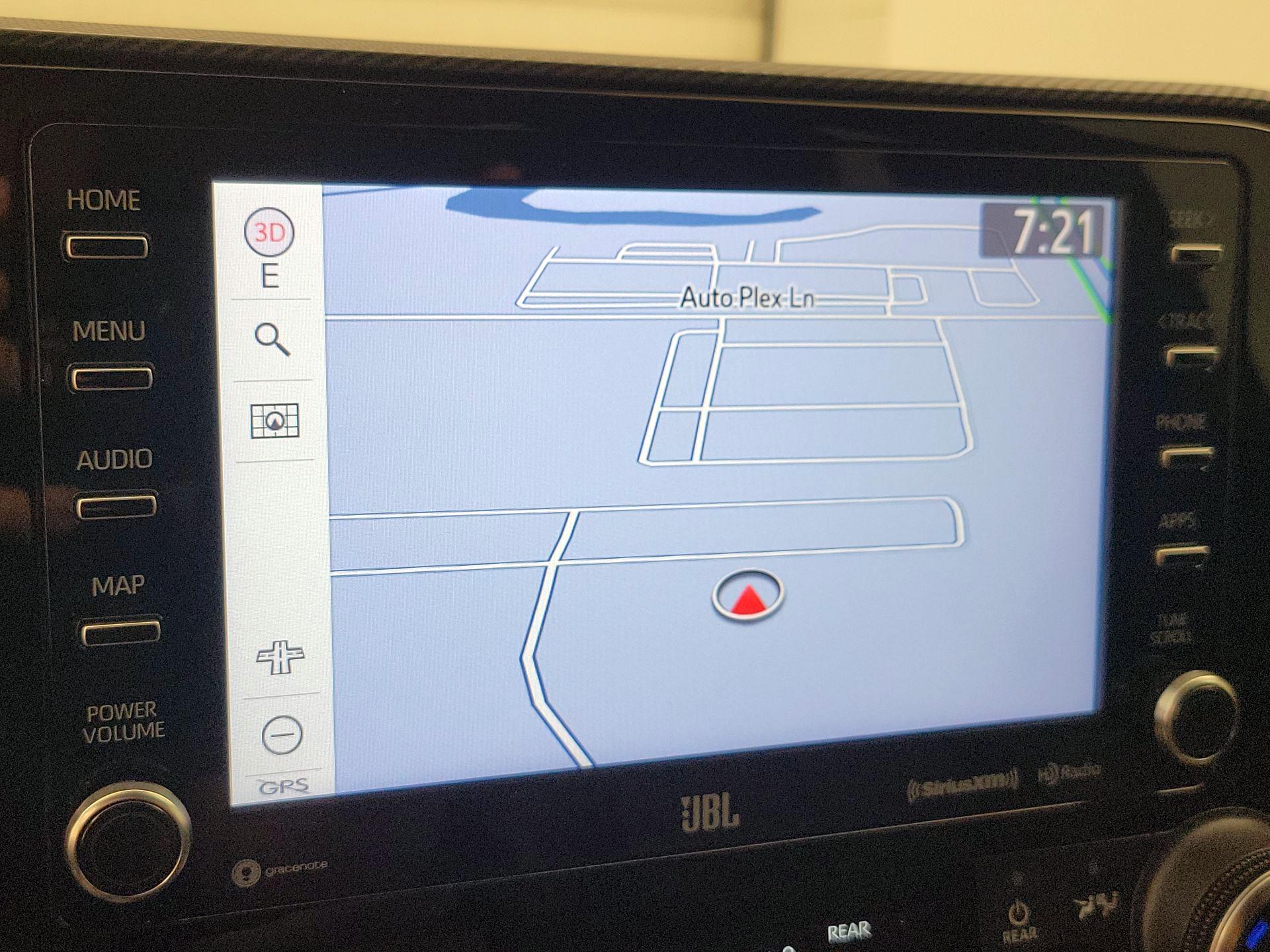 Thumbnail: 2022 Toyota Highlander - 14