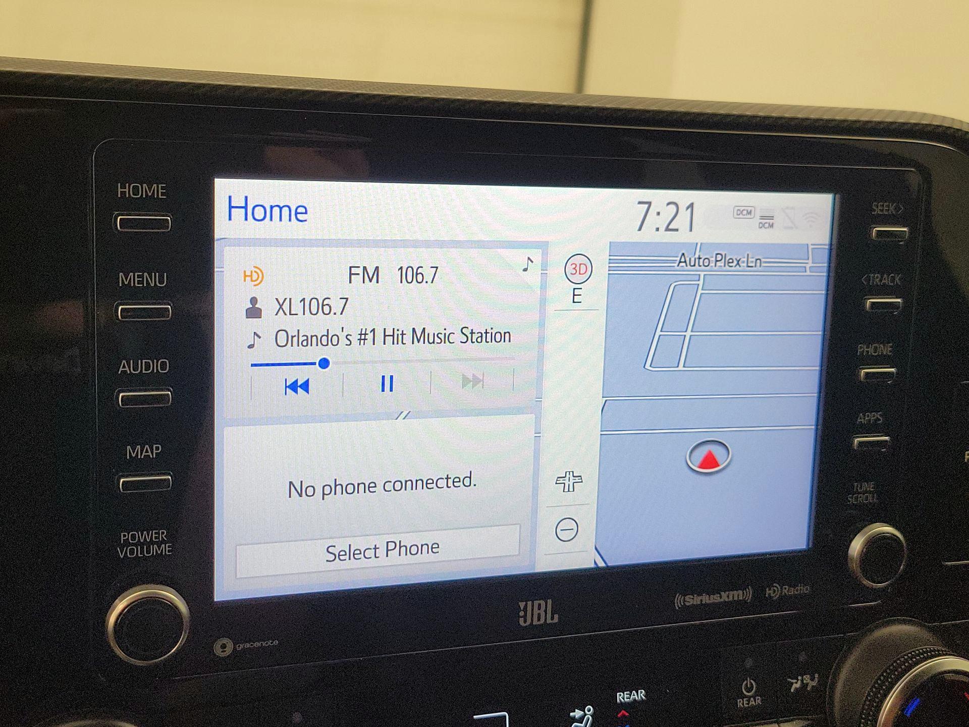 Thumbnail: 2022 Toyota Highlander - 16