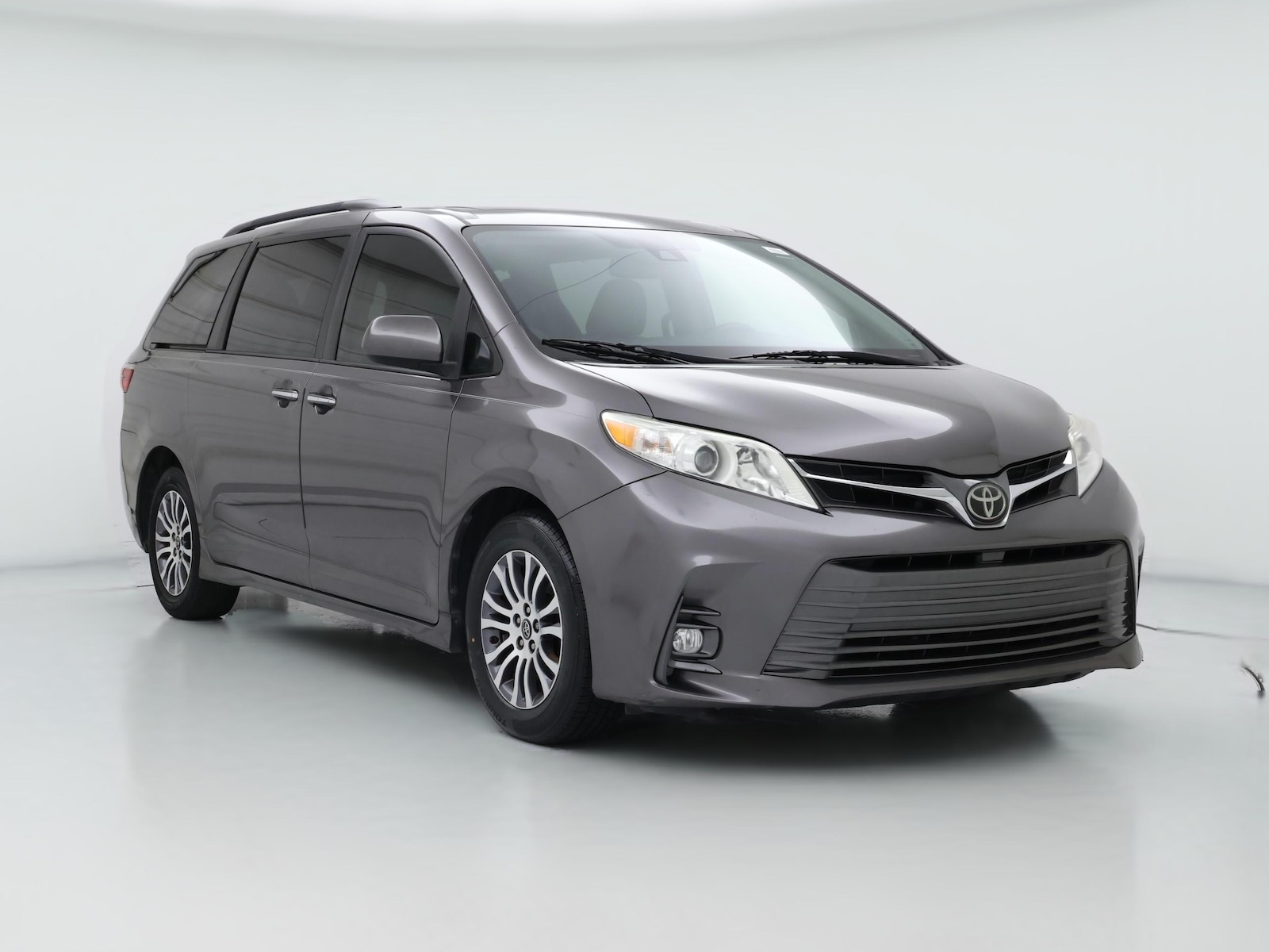 2018 Toyota Sienna XLE