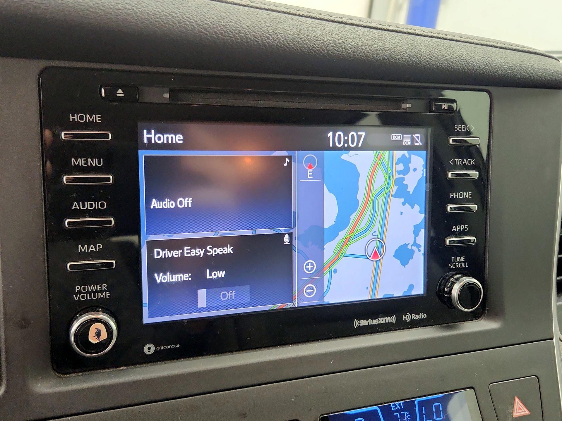 Thumbnail: 2018 Toyota Sienna - 15