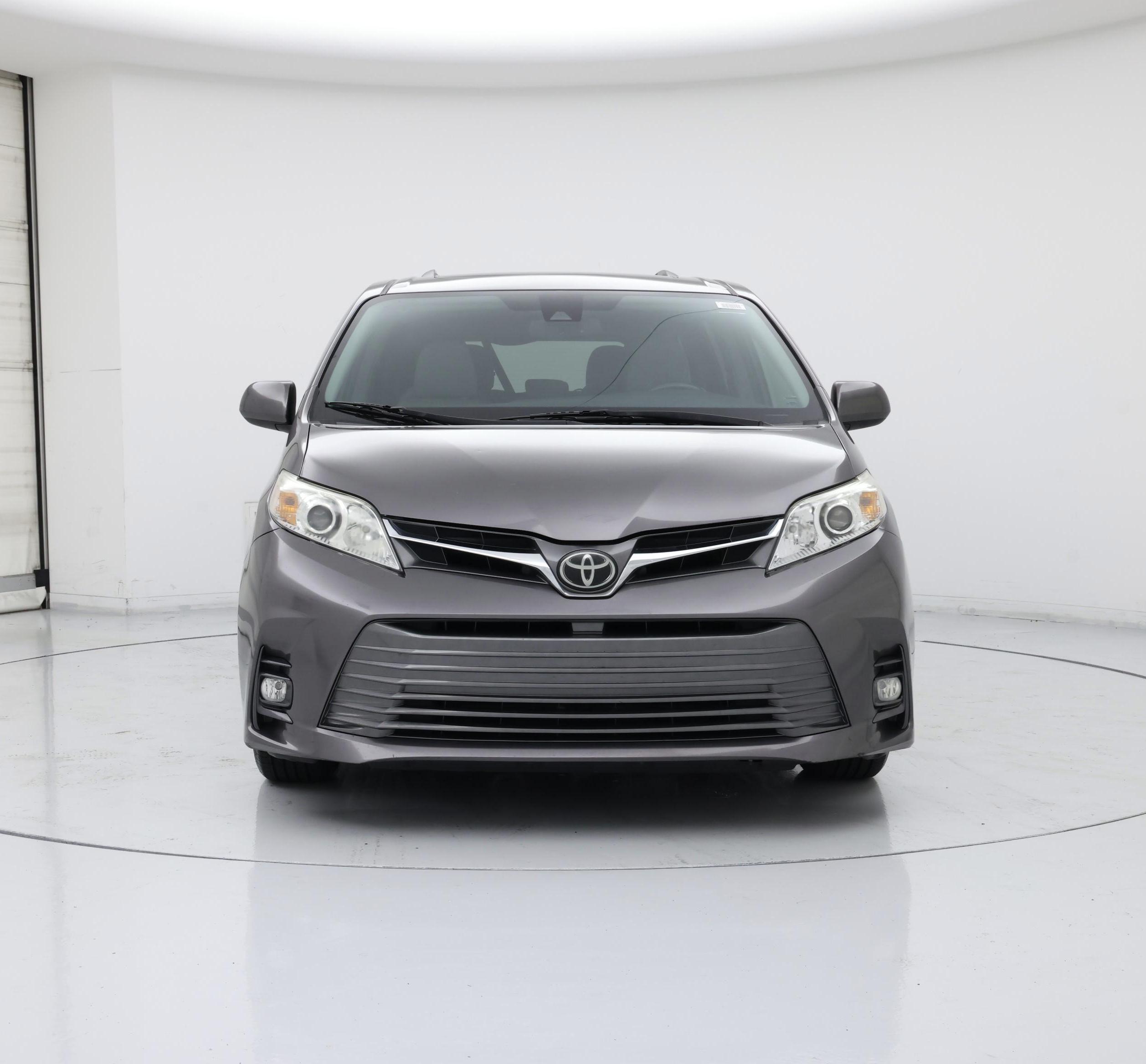 Thumbnail: 2018 Toyota Sienna - 5