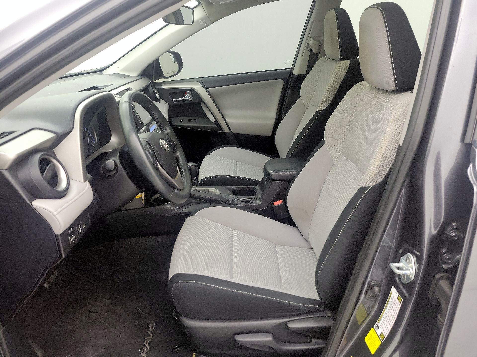 Thumbnail: 2017 Toyota RAV4 - 11