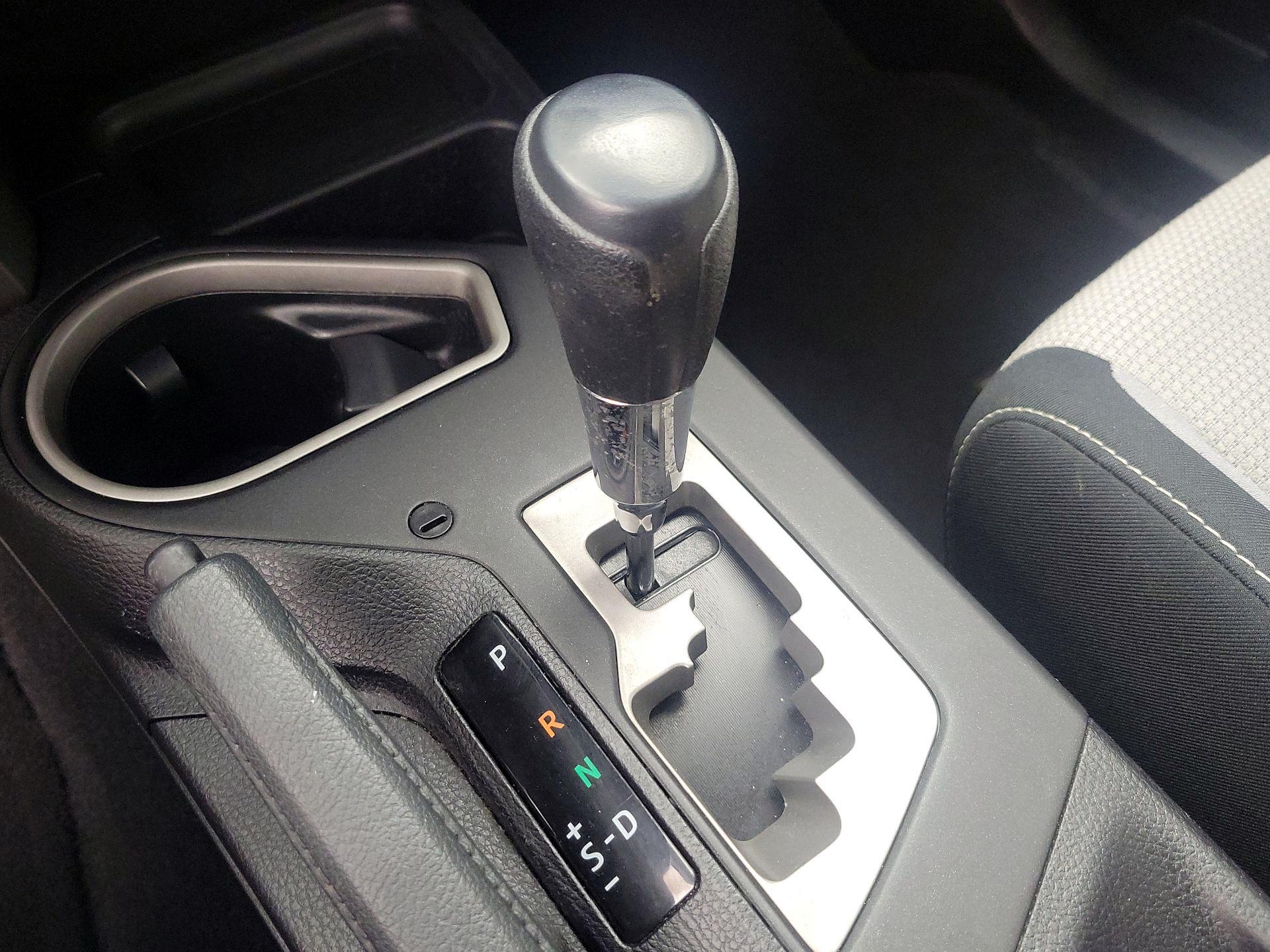 Thumbnail: 2017 Toyota RAV4 - 17