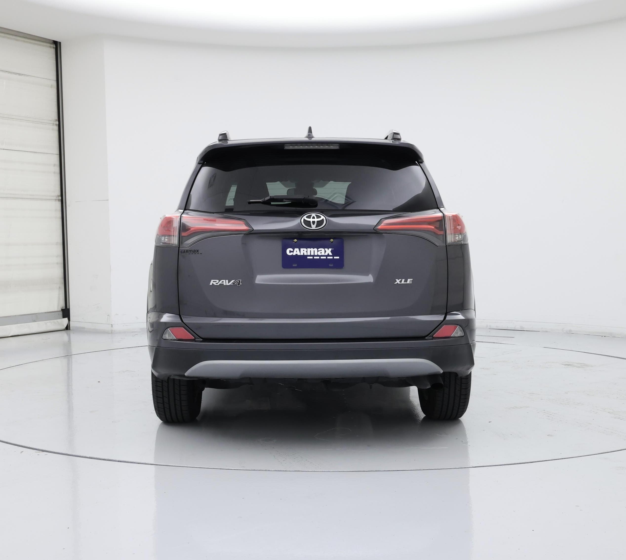 Thumbnail: 2017 Toyota RAV4 - 6