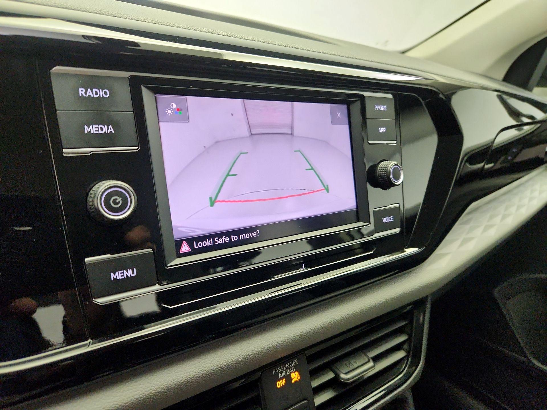 Thumbnail: 2023 Volkswagen Taos - 14