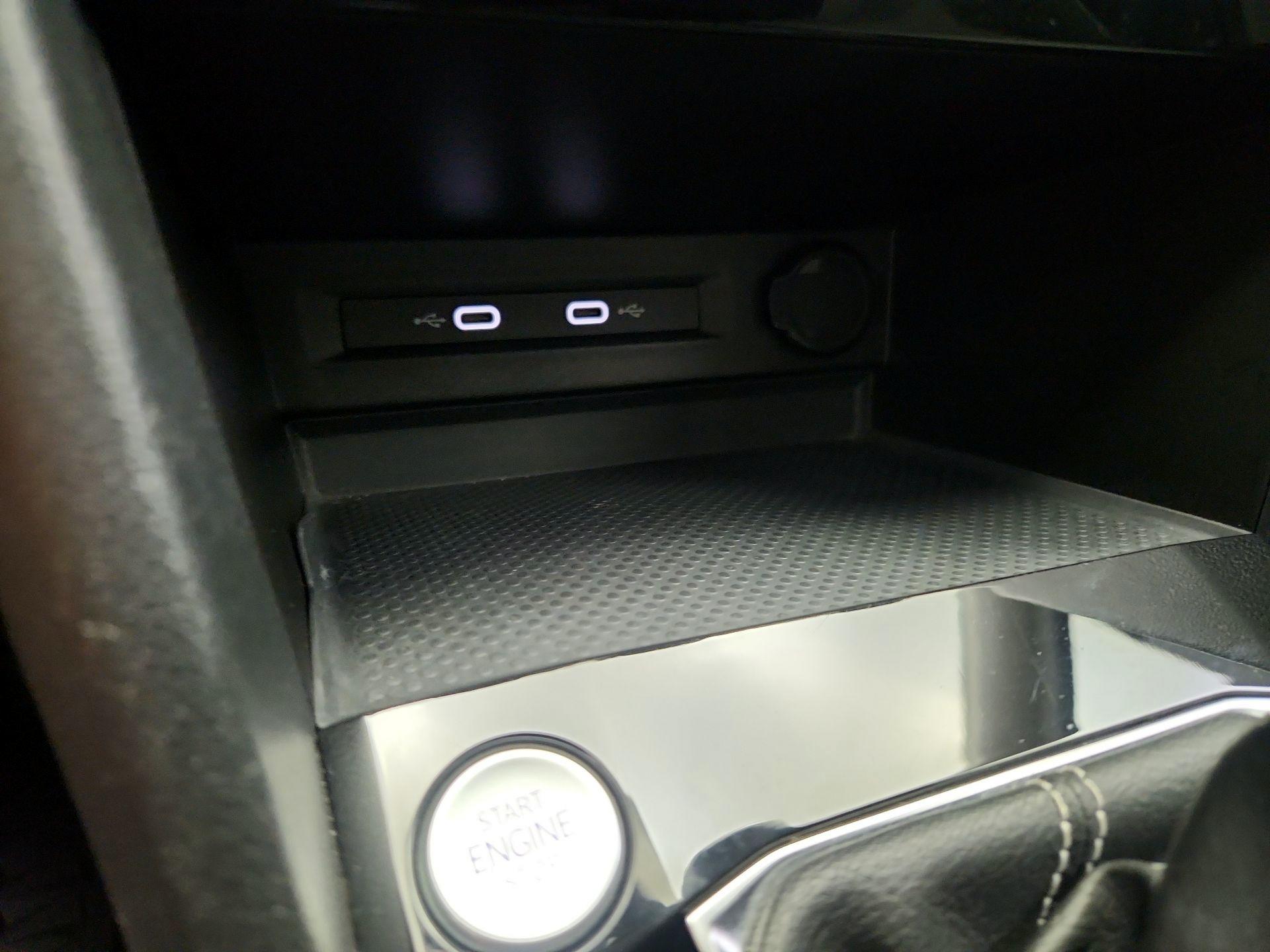 Thumbnail: 2023 Volkswagen Taos - 18