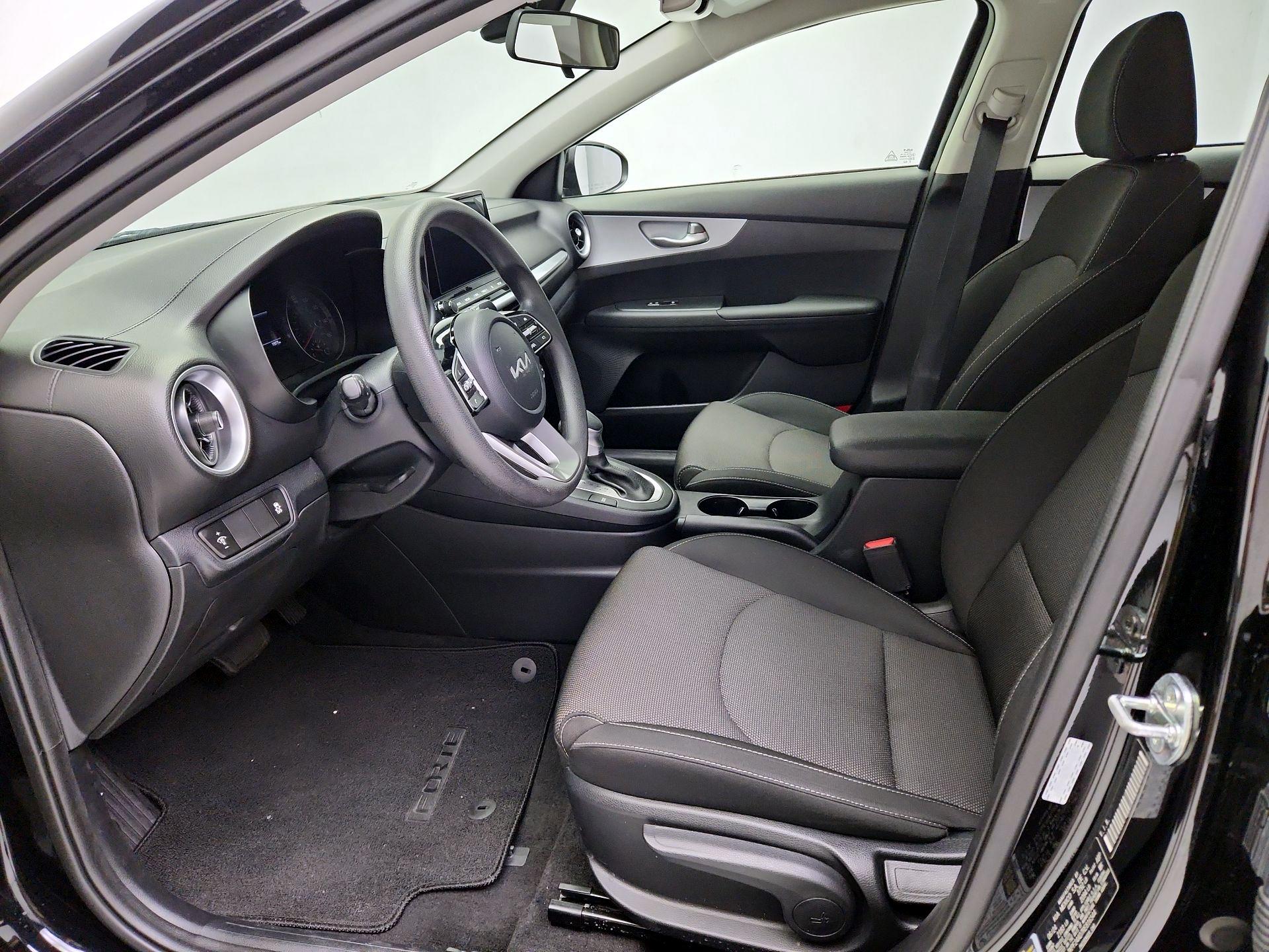 Thumbnail: 2024 Kia Forte - 11