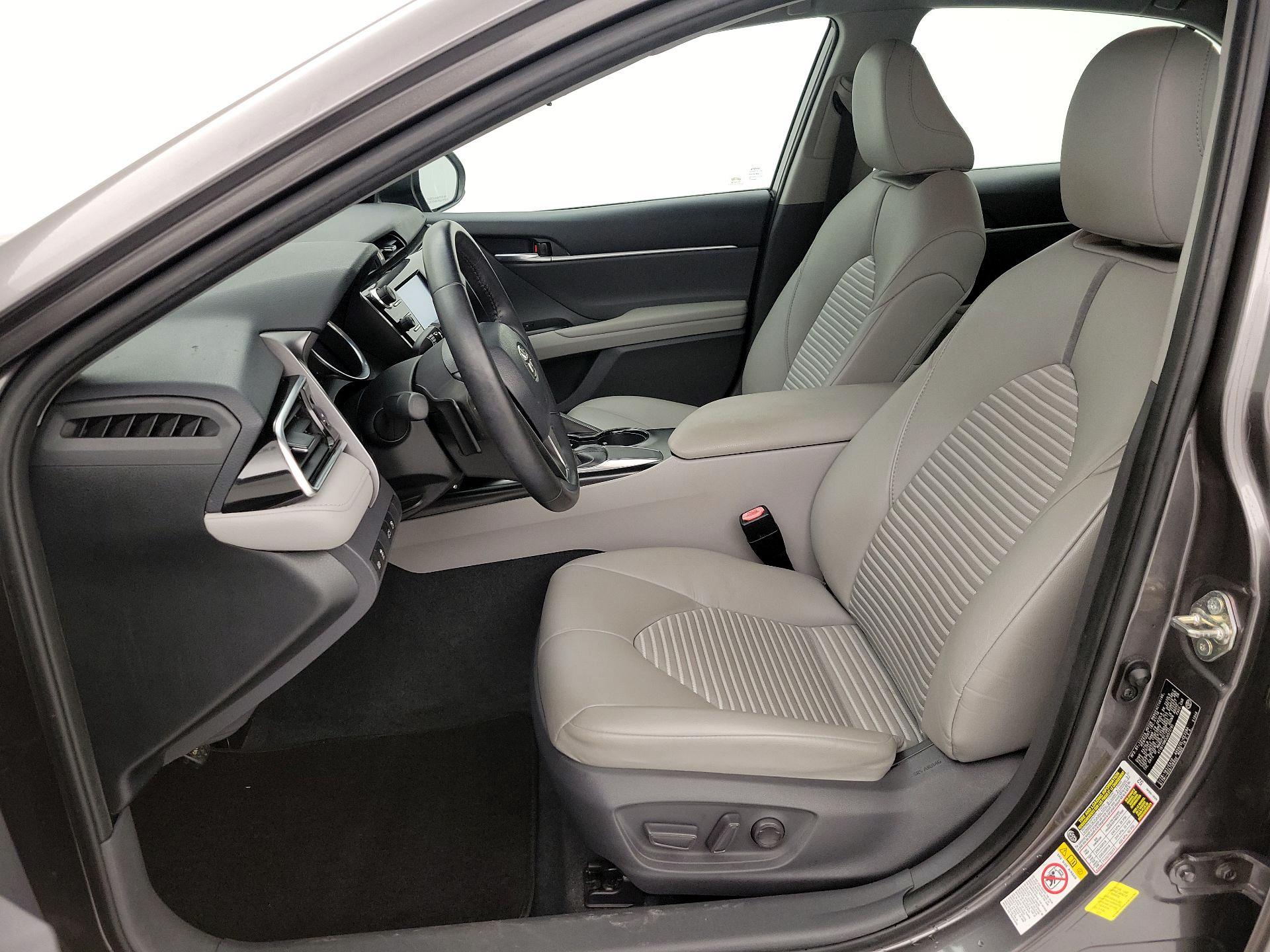 Thumbnail: 2018 Toyota Camry - 11