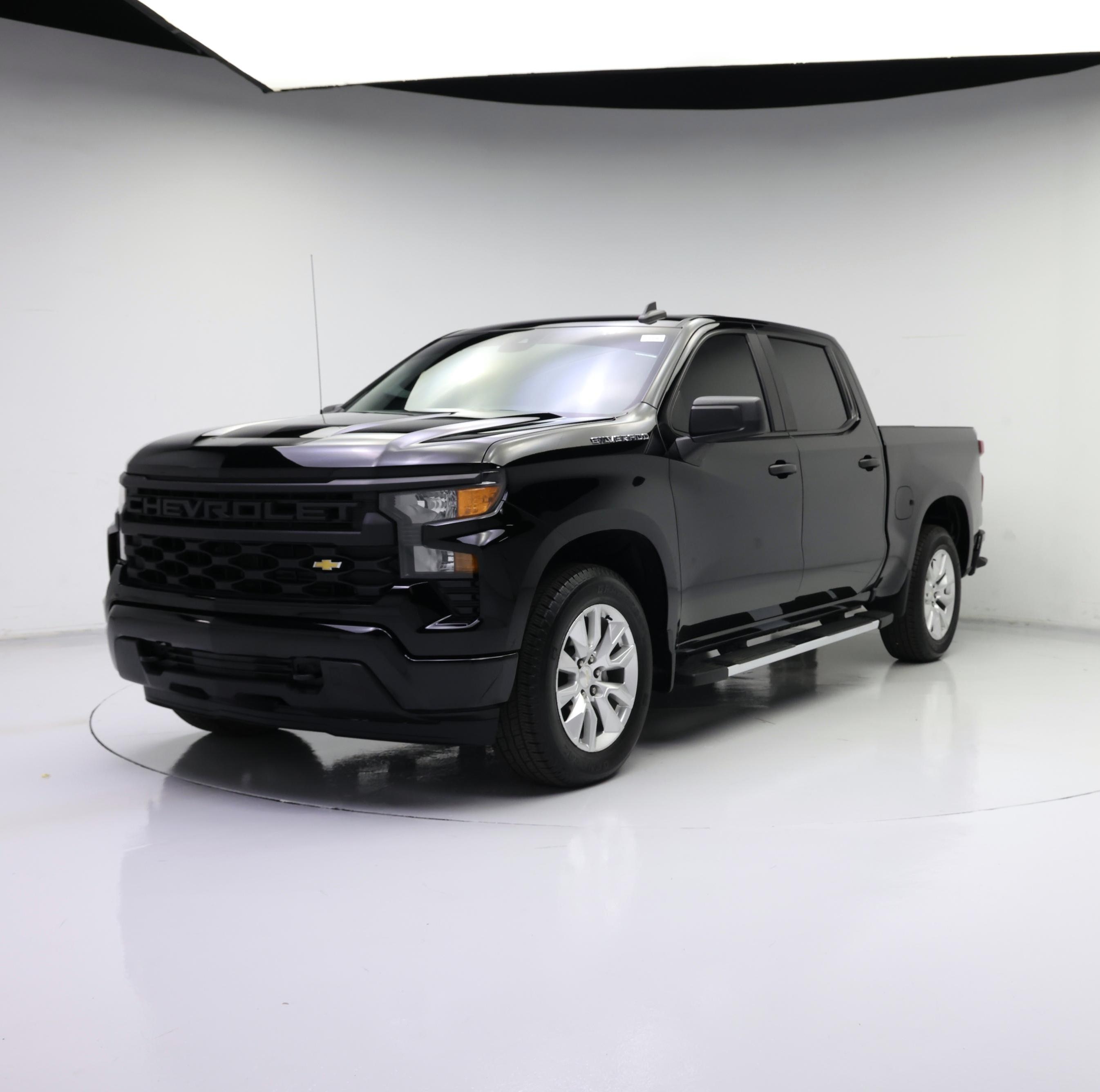 Thumbnail: 2023 Chevrolet Silverado 1500 - 4