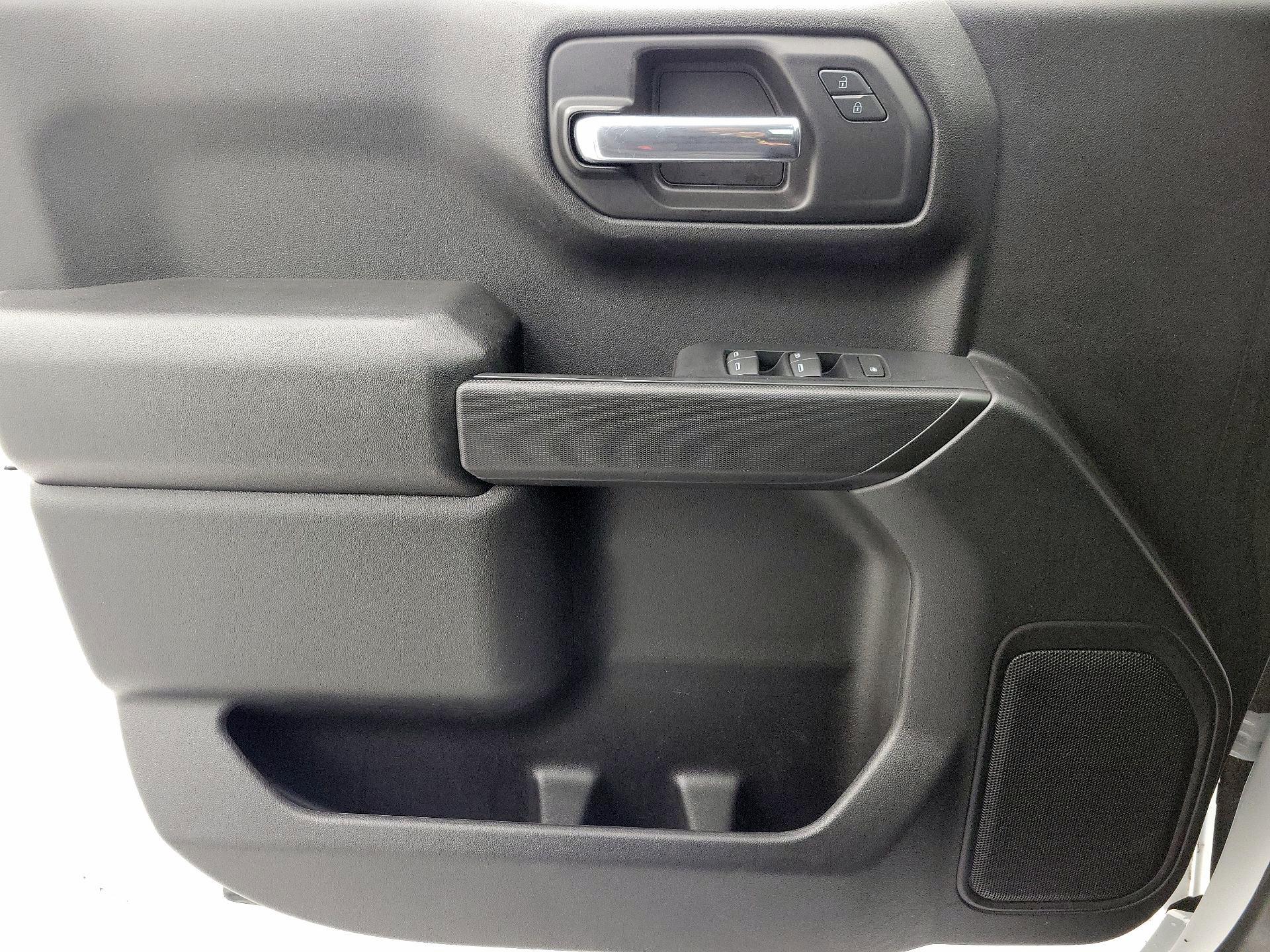 Thumbnail: 2019 Chevrolet Silverado 1500 - 12