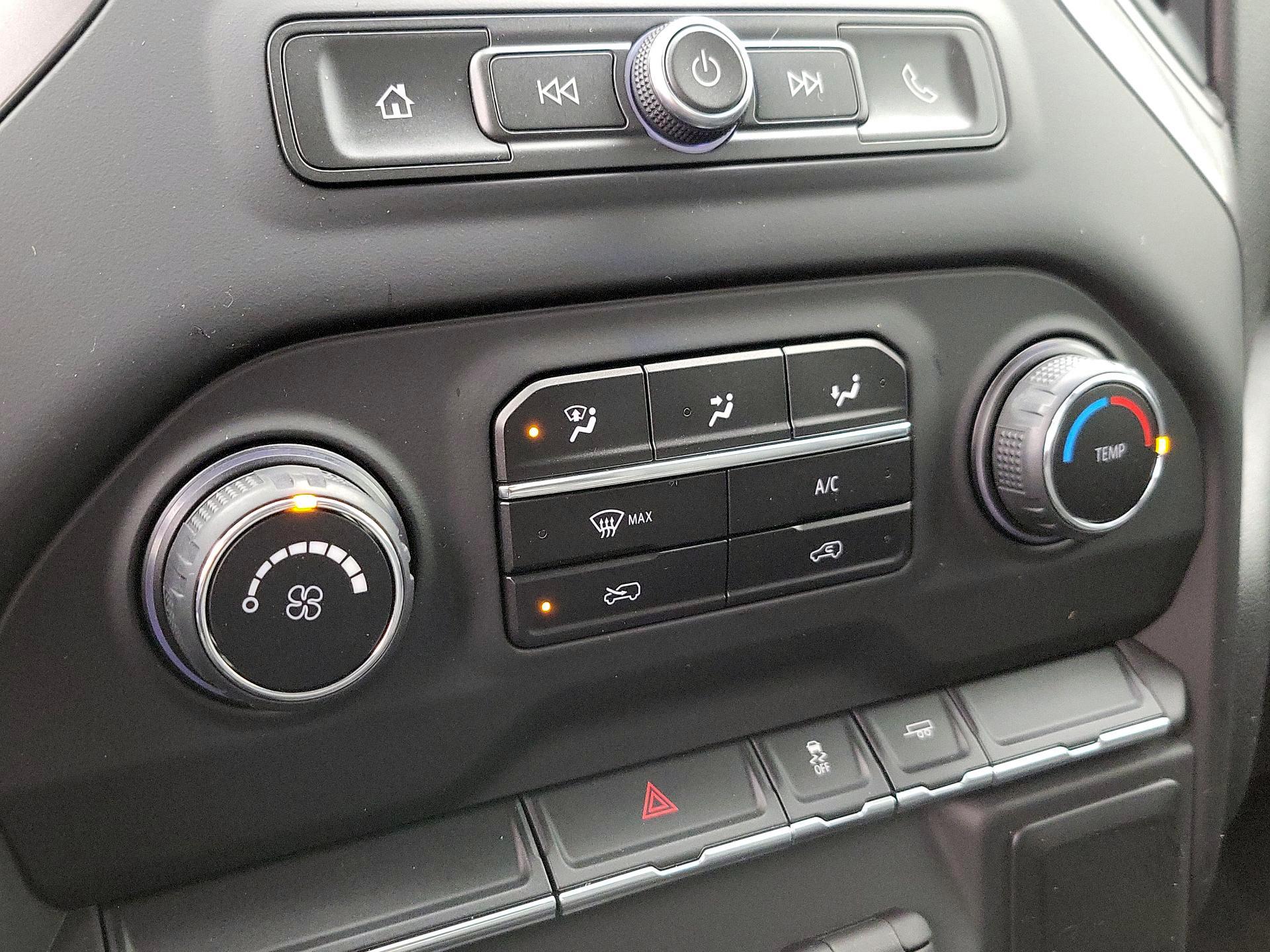 Thumbnail: 2019 Chevrolet Silverado 1500 - 16