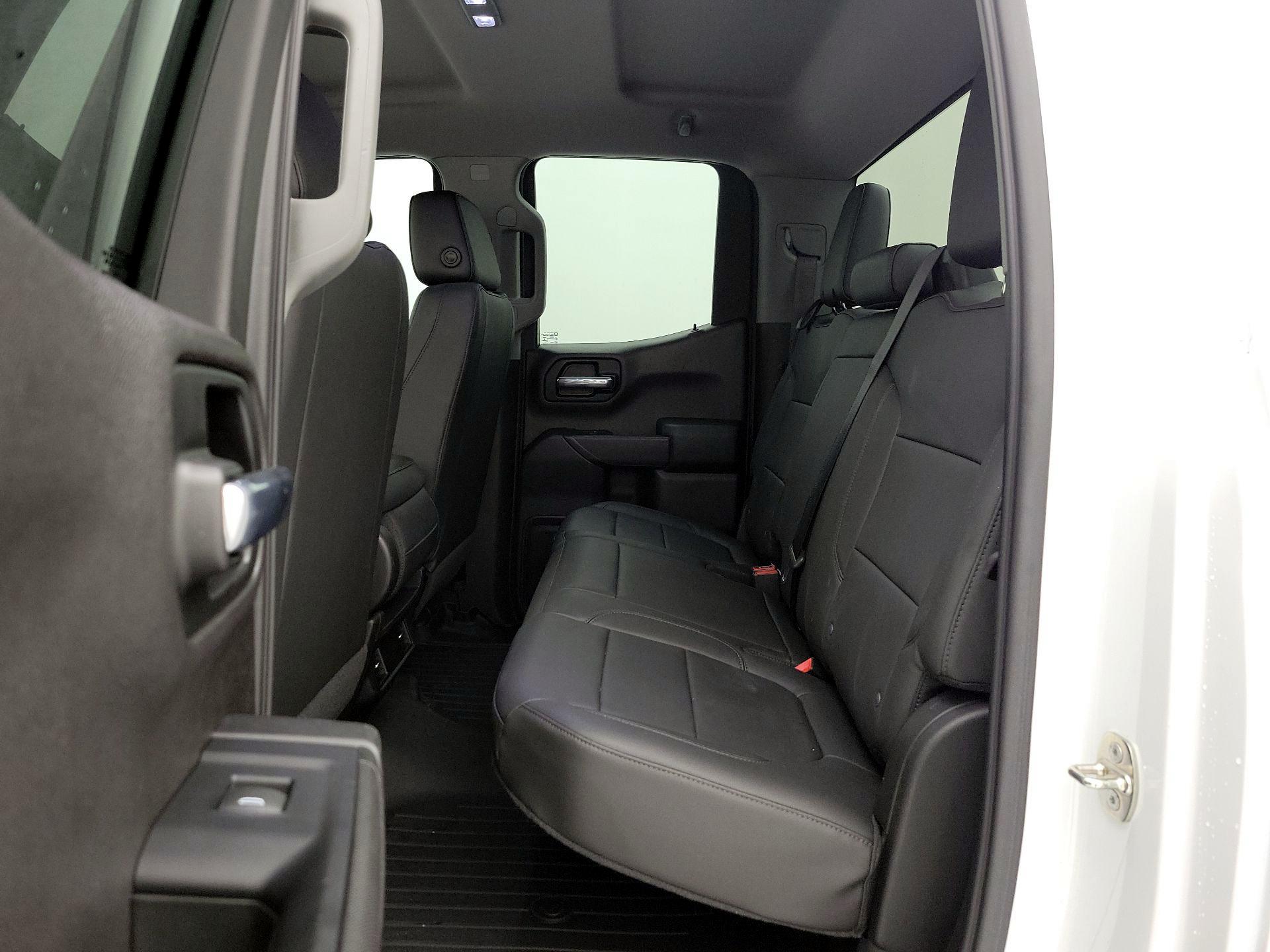 Thumbnail: 2019 Chevrolet Silverado 1500 - 19