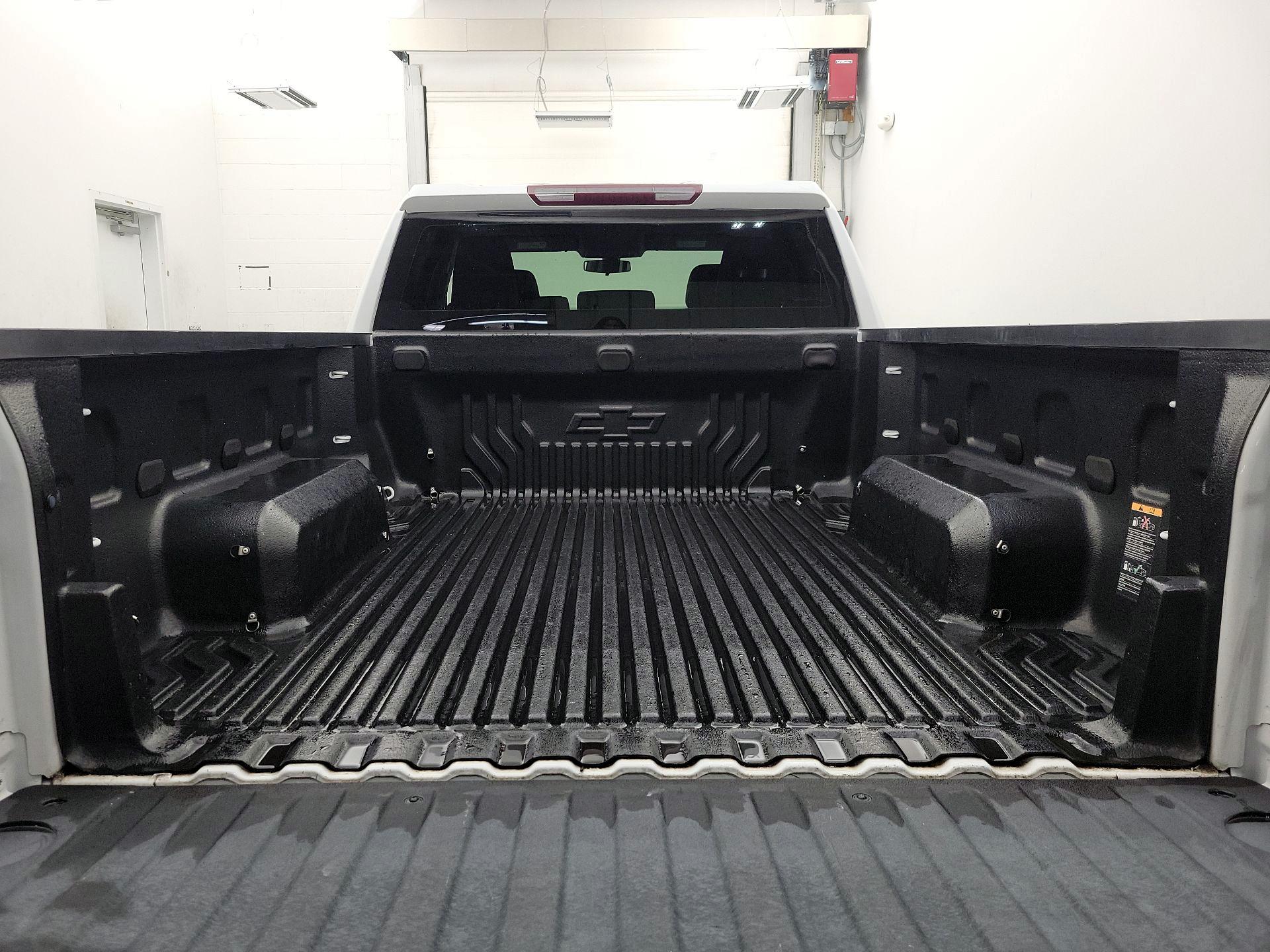 Thumbnail: 2019 Chevrolet Silverado 1500 - 20