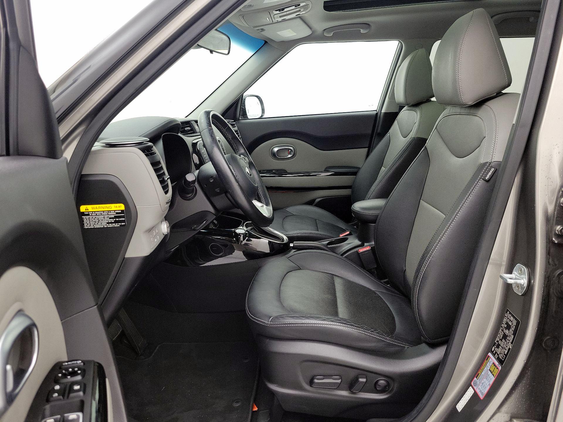 Thumbnail: 2019 Kia Soul - 11