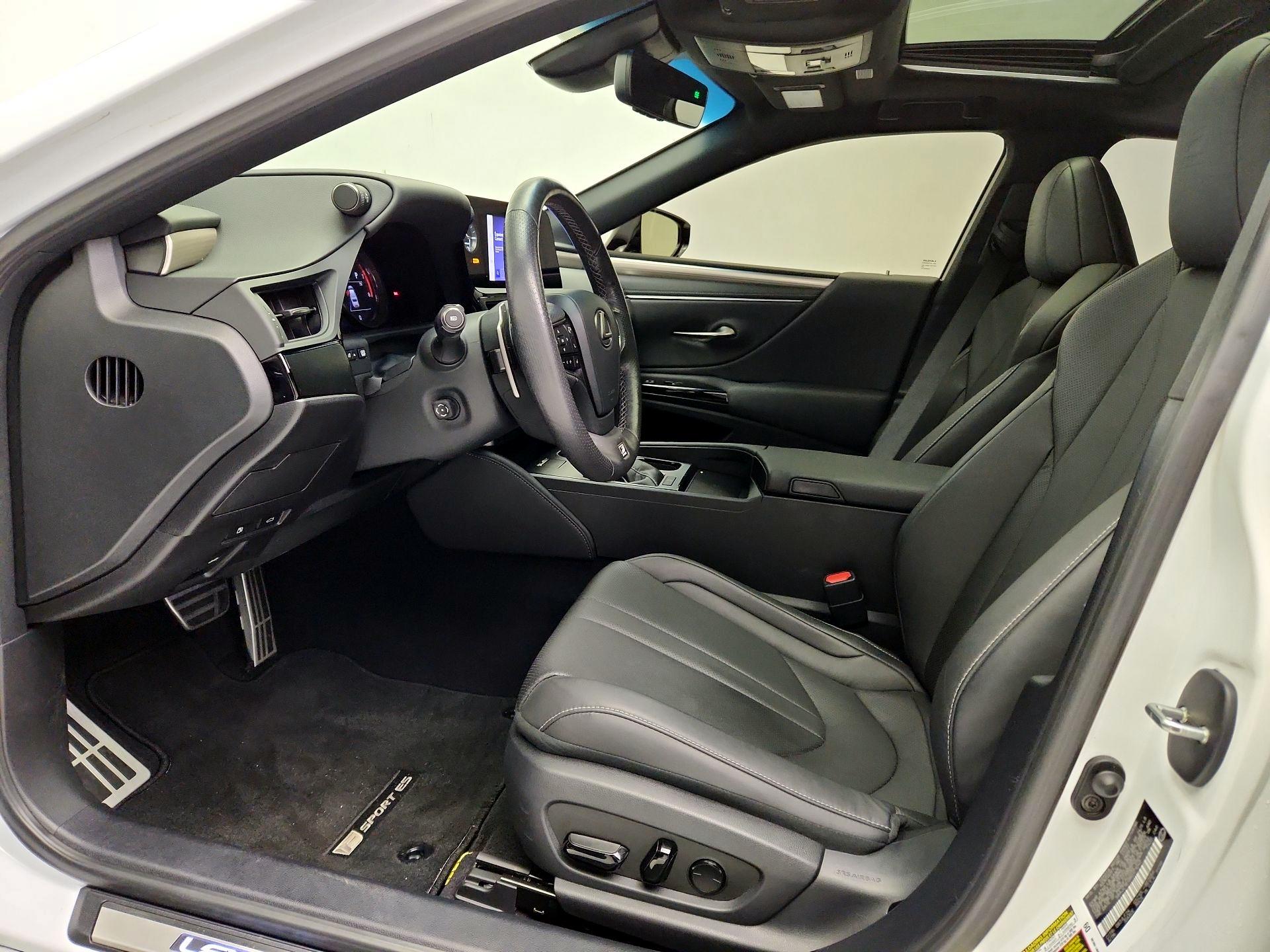 Thumbnail: 2024 Lexus ES - 11