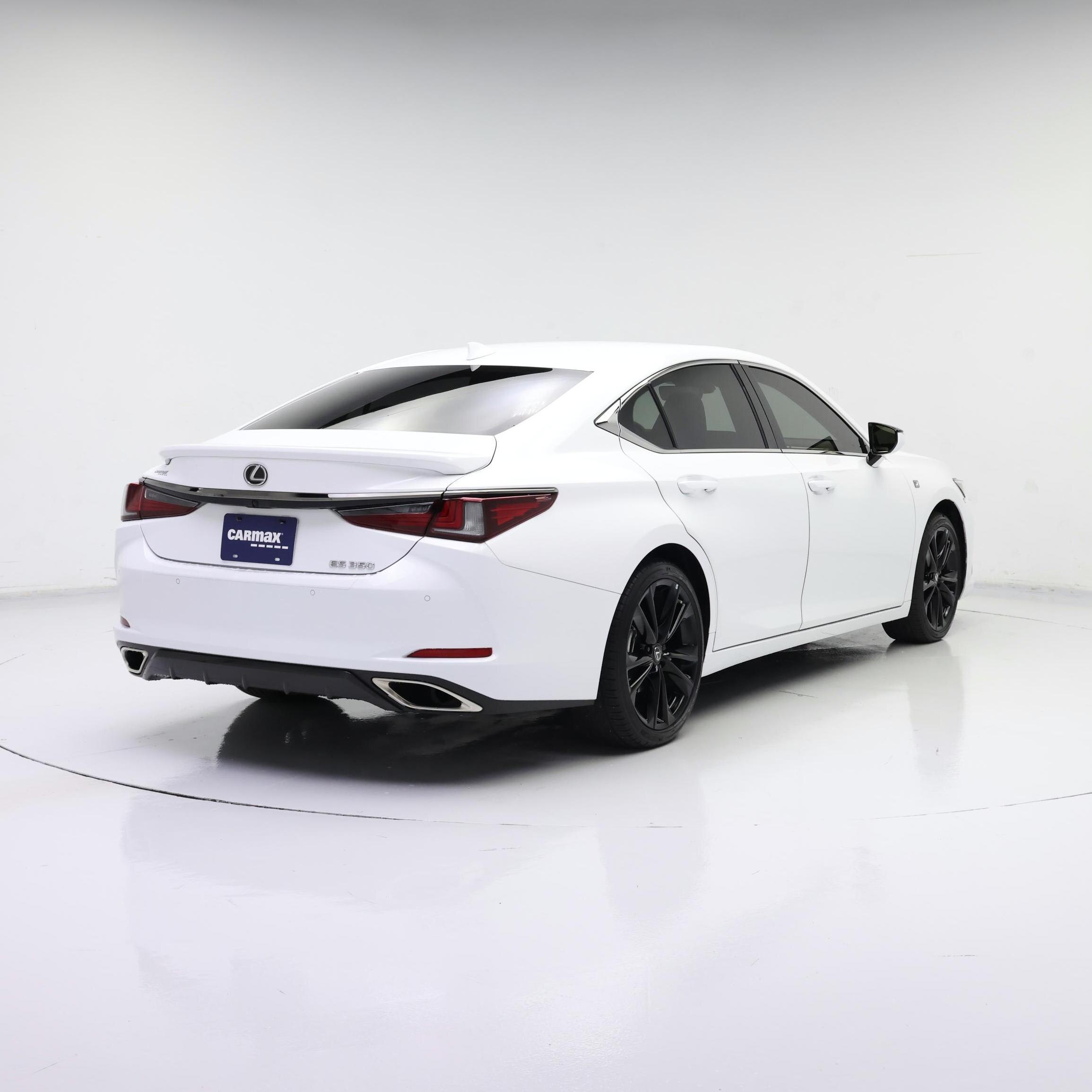 Thumbnail: 2024 Lexus ES - 8