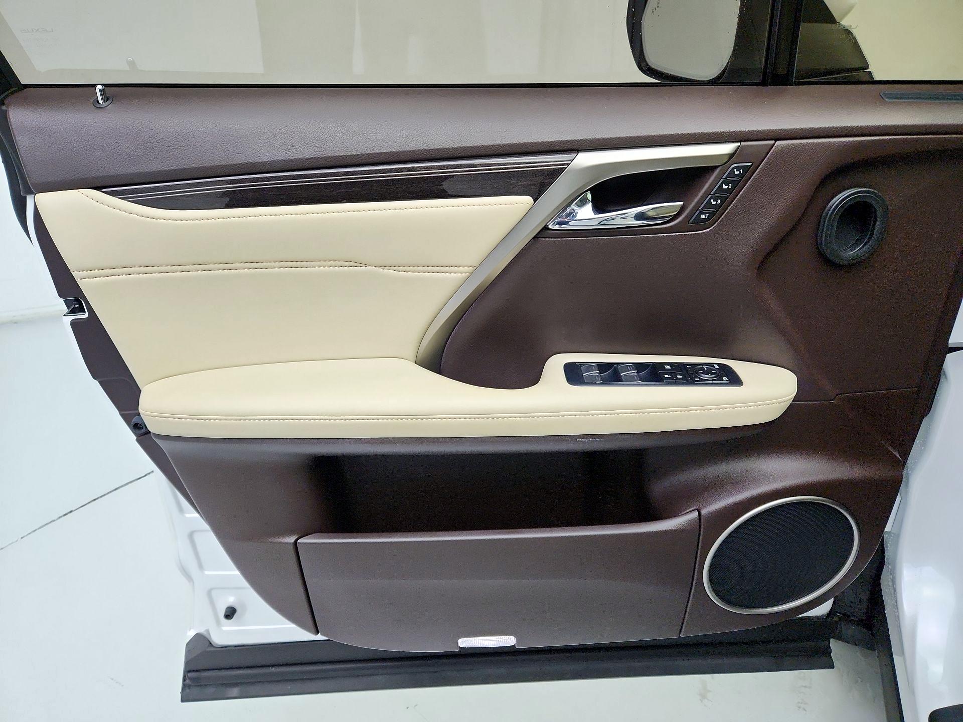 Thumbnail: 2020 Lexus RX - 12