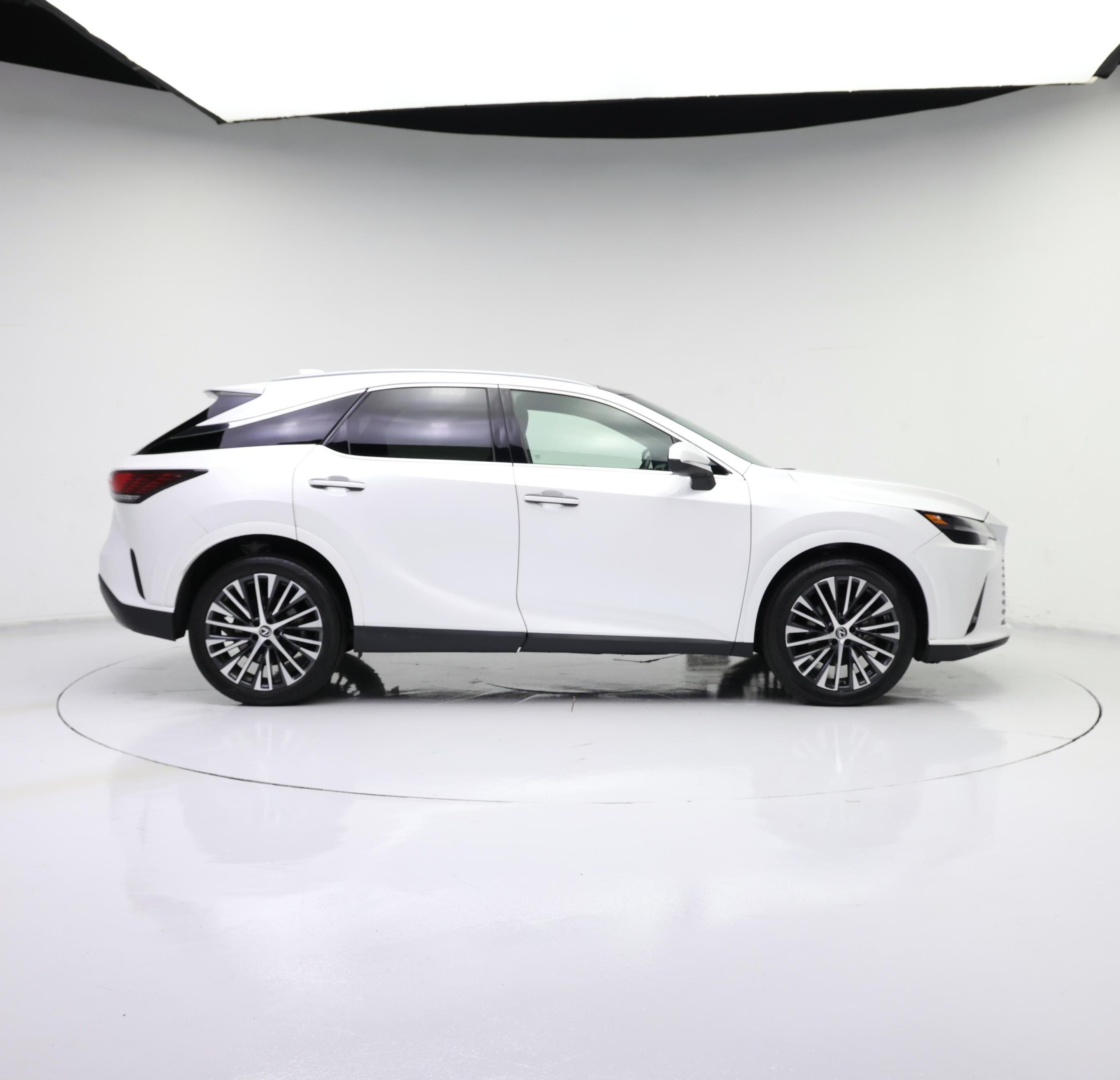 Thumbnail: 2023 Lexus RX - 7