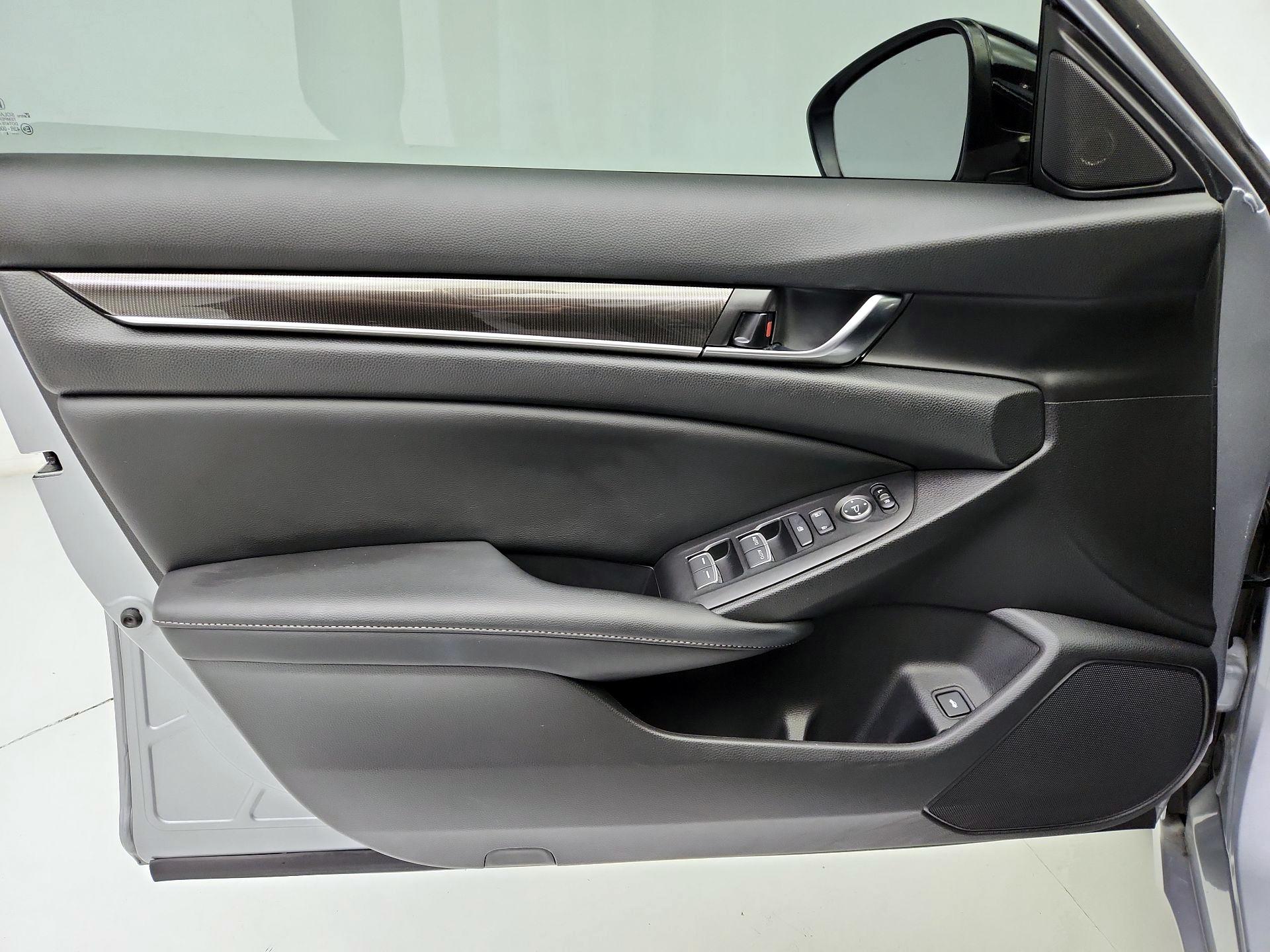 Thumbnail: 2021 Honda Accord - 12