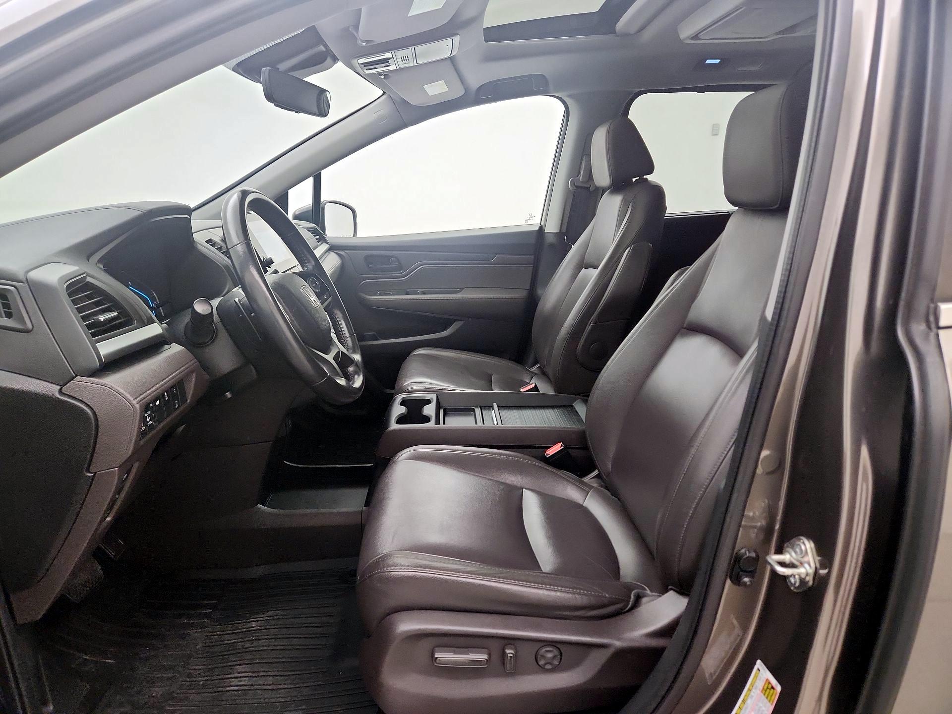 Thumbnail: 2018 Honda Odyssey - 11