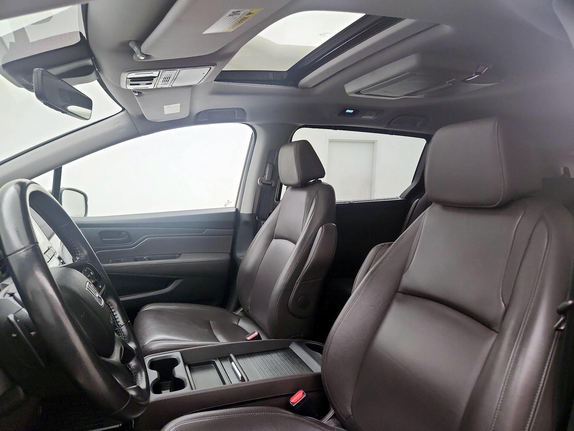 Thumbnail: 2018 Honda Odyssey - 20