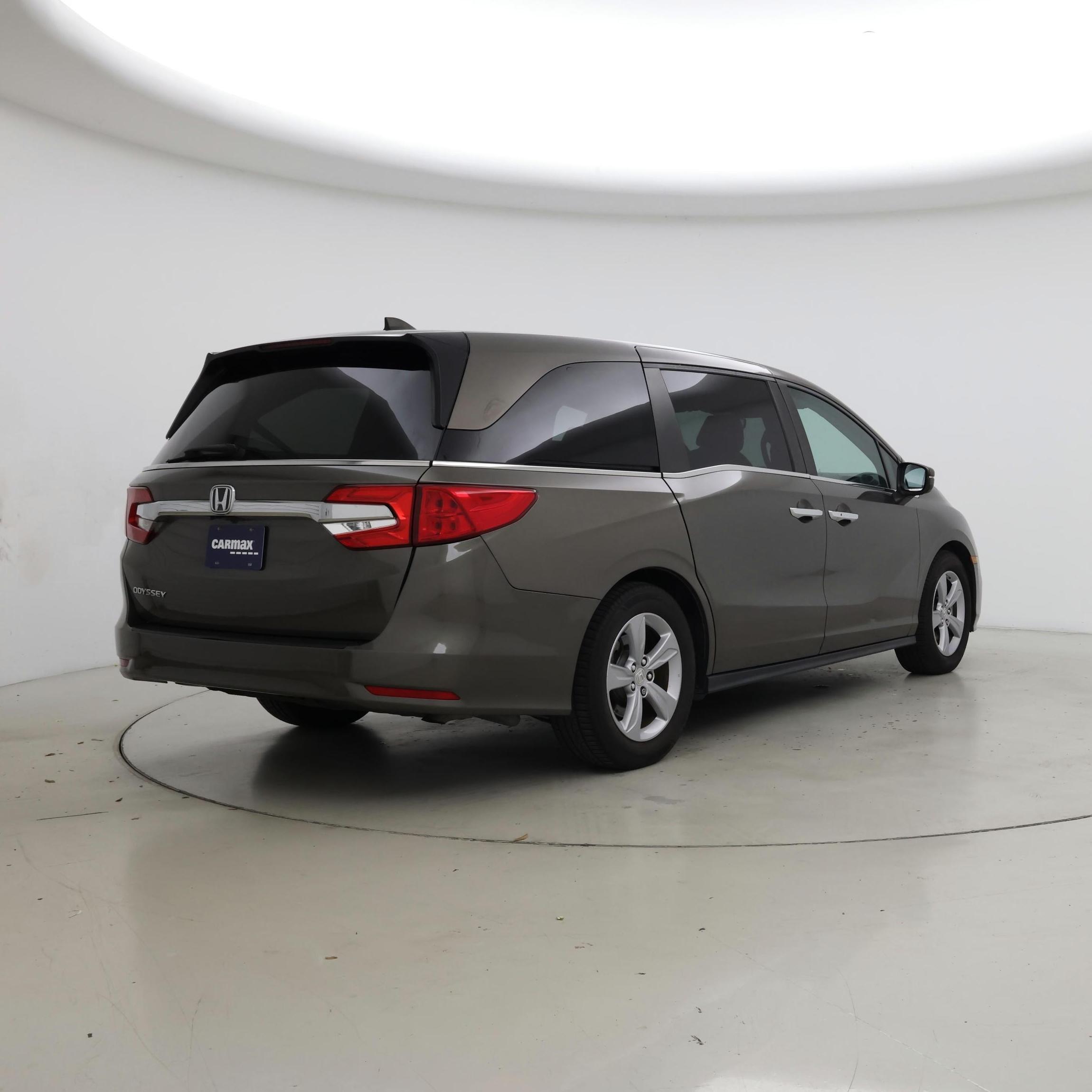 Thumbnail: 2018 Honda Odyssey - 8