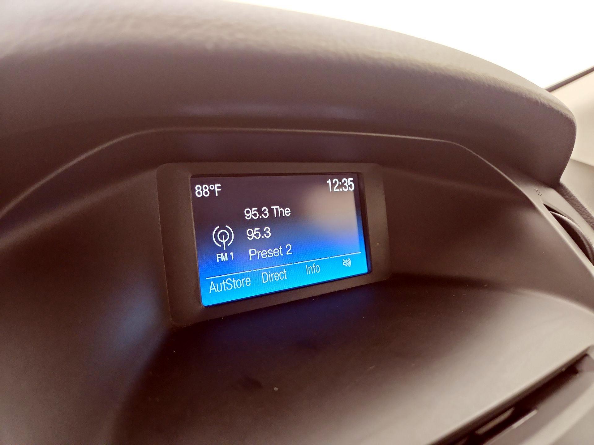 Thumbnail: 2015 Ford Focus - 15