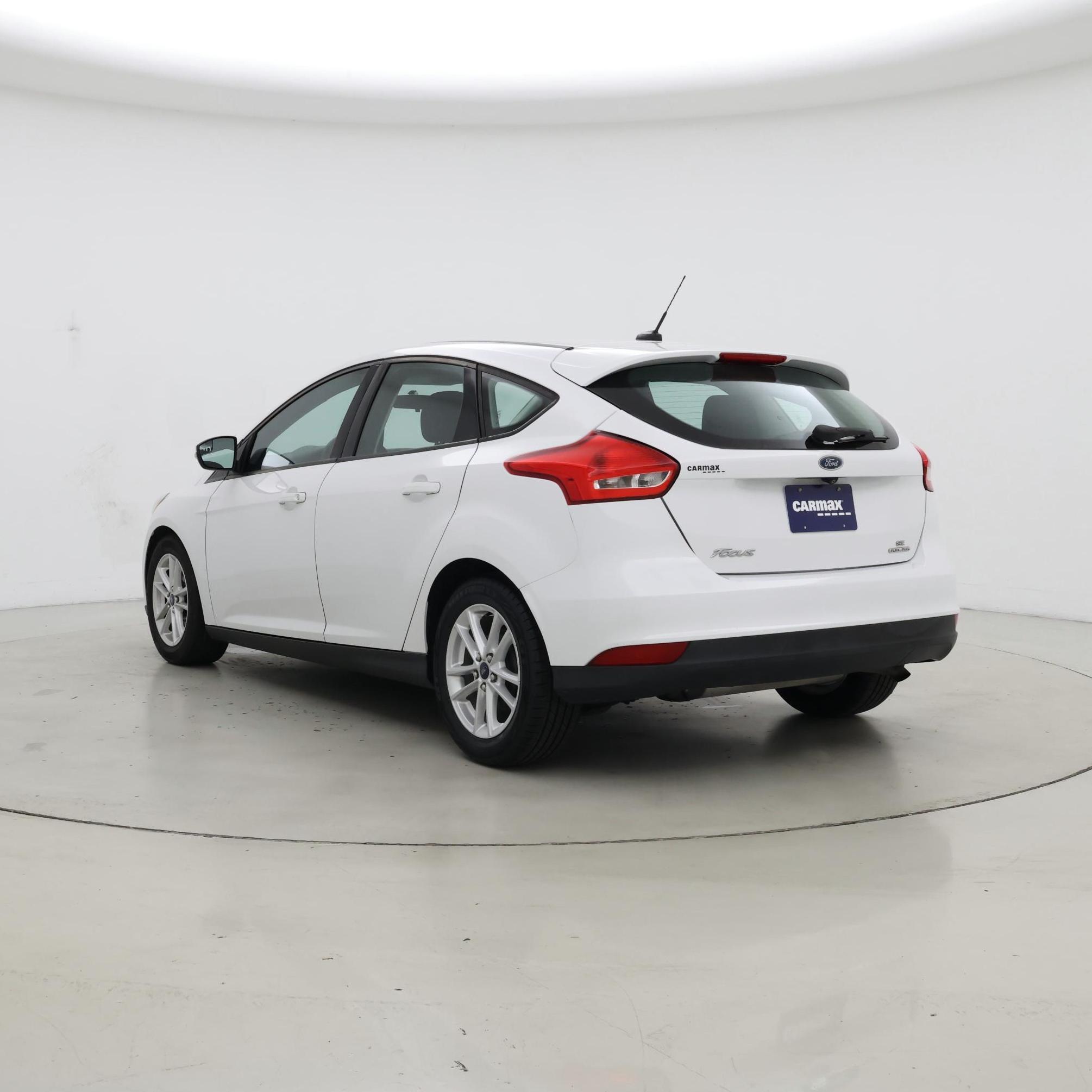 Thumbnail: 2015 Ford Focus - 2