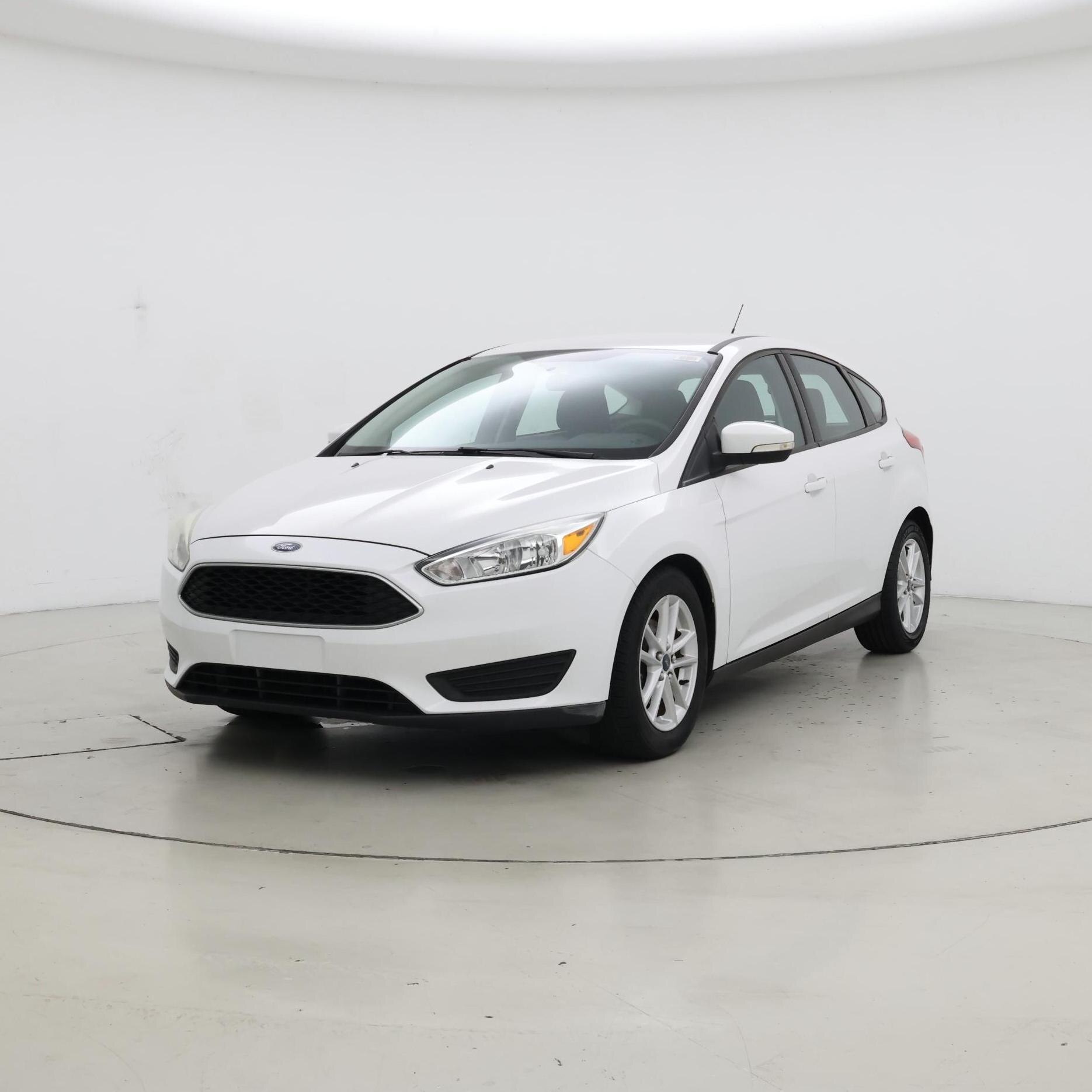 Thumbnail: 2015 Ford Focus - 4