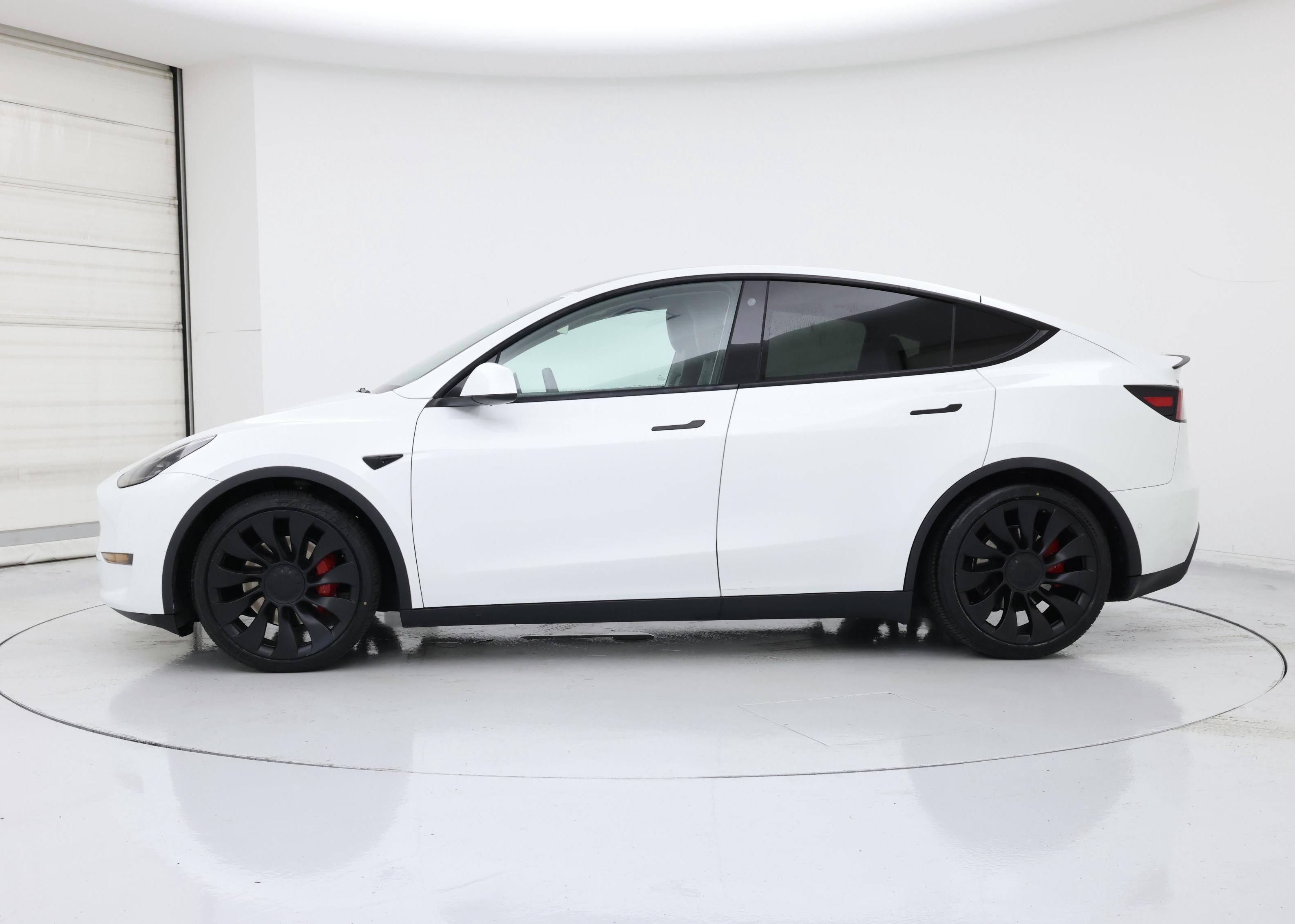 Thumbnail: 2022 Tesla Model Y - 3