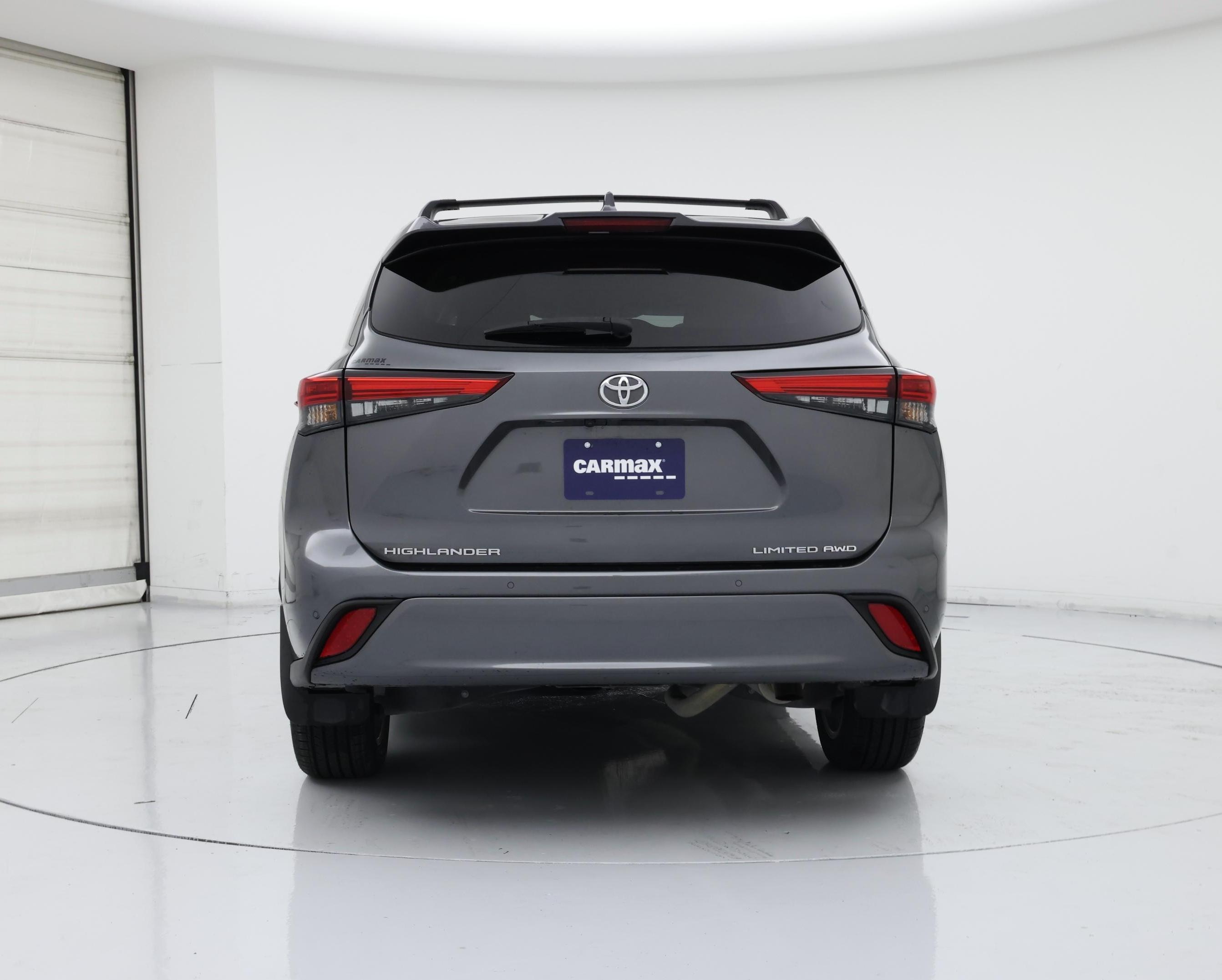 Thumbnail: 2023 Toyota Highlander - 6