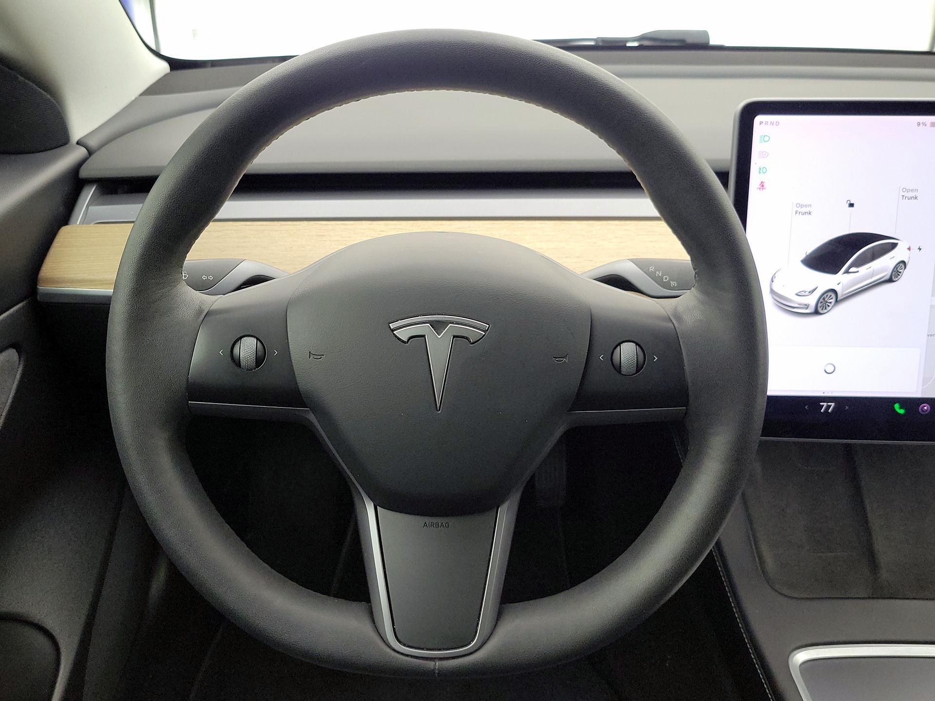 Thumbnail: 2021 Tesla Model 3 - 10