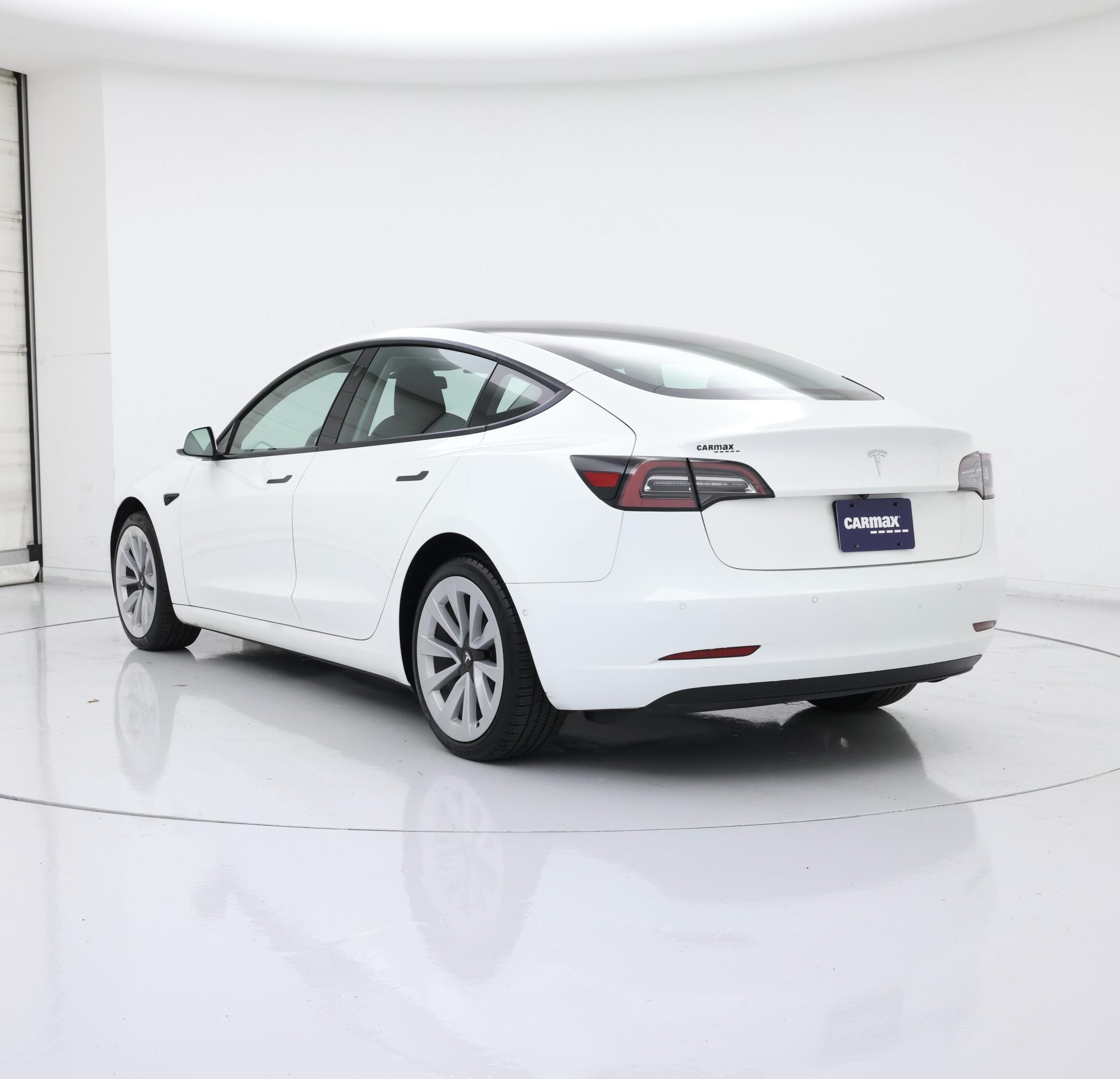 Thumbnail: 2021 Tesla Model 3 - 2