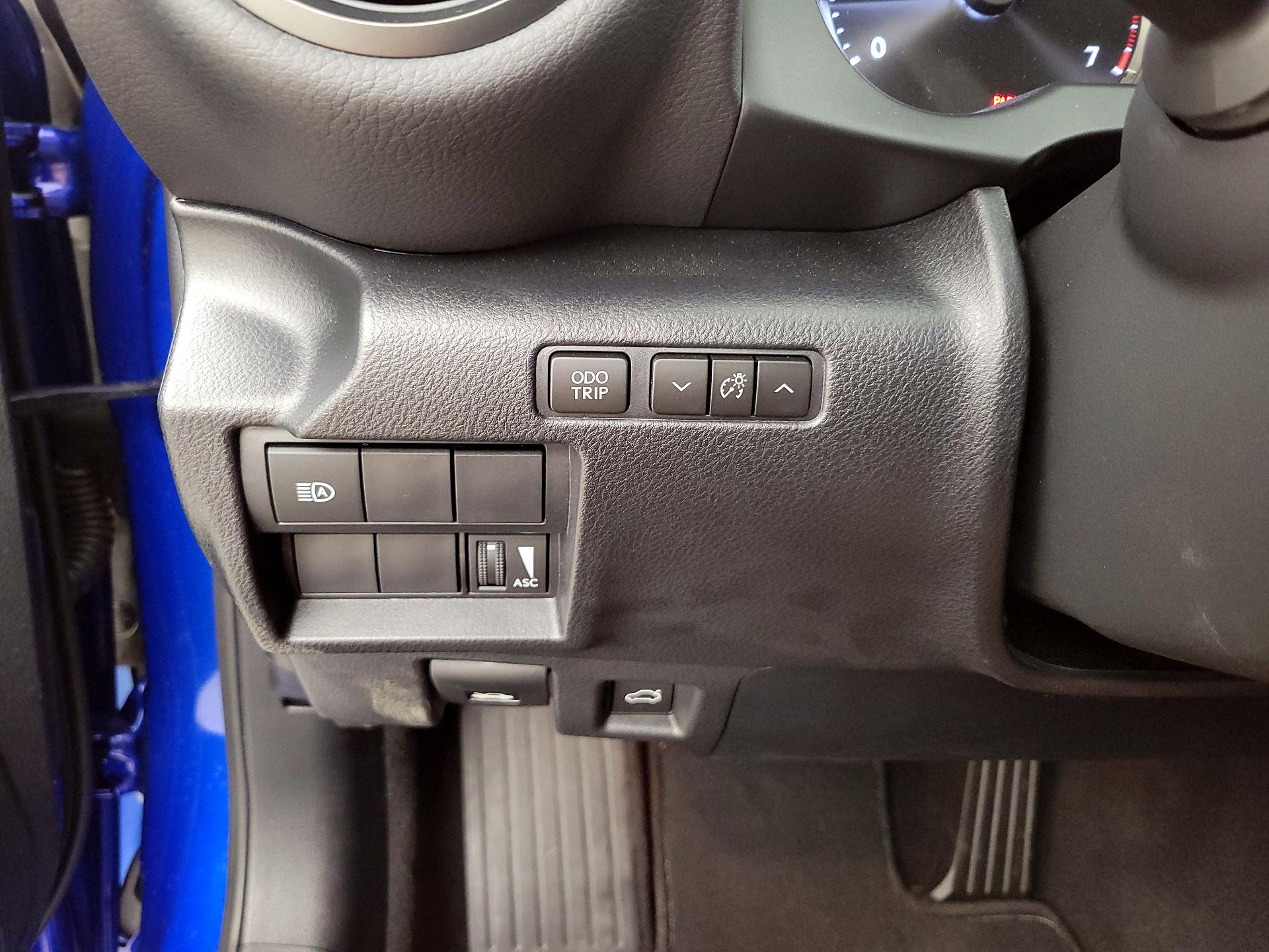 Thumbnail: 2025 Lexus IS - 13