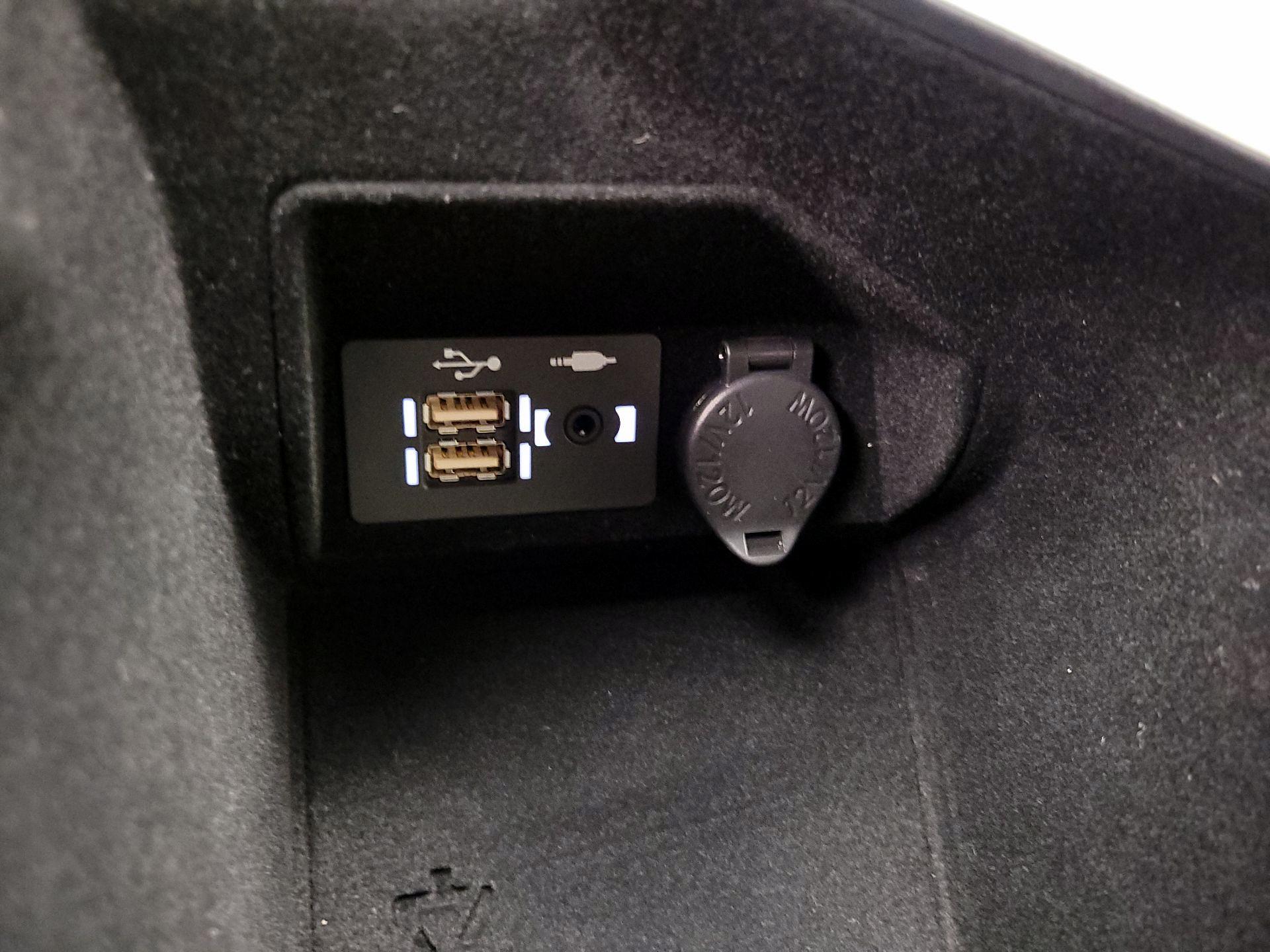 Thumbnail: 2025 Lexus IS - 18