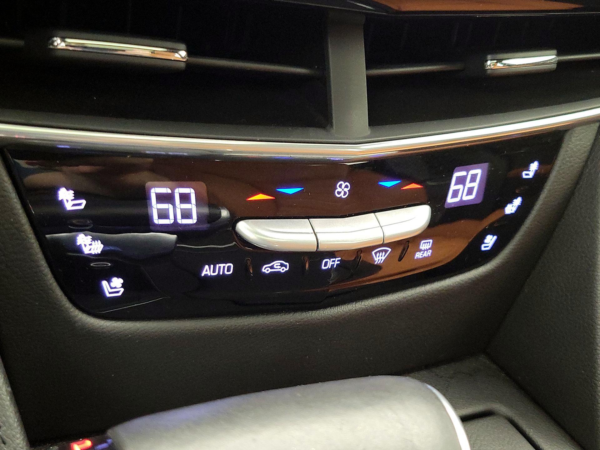 Thumbnail: 2017 Cadillac CT6 - 16