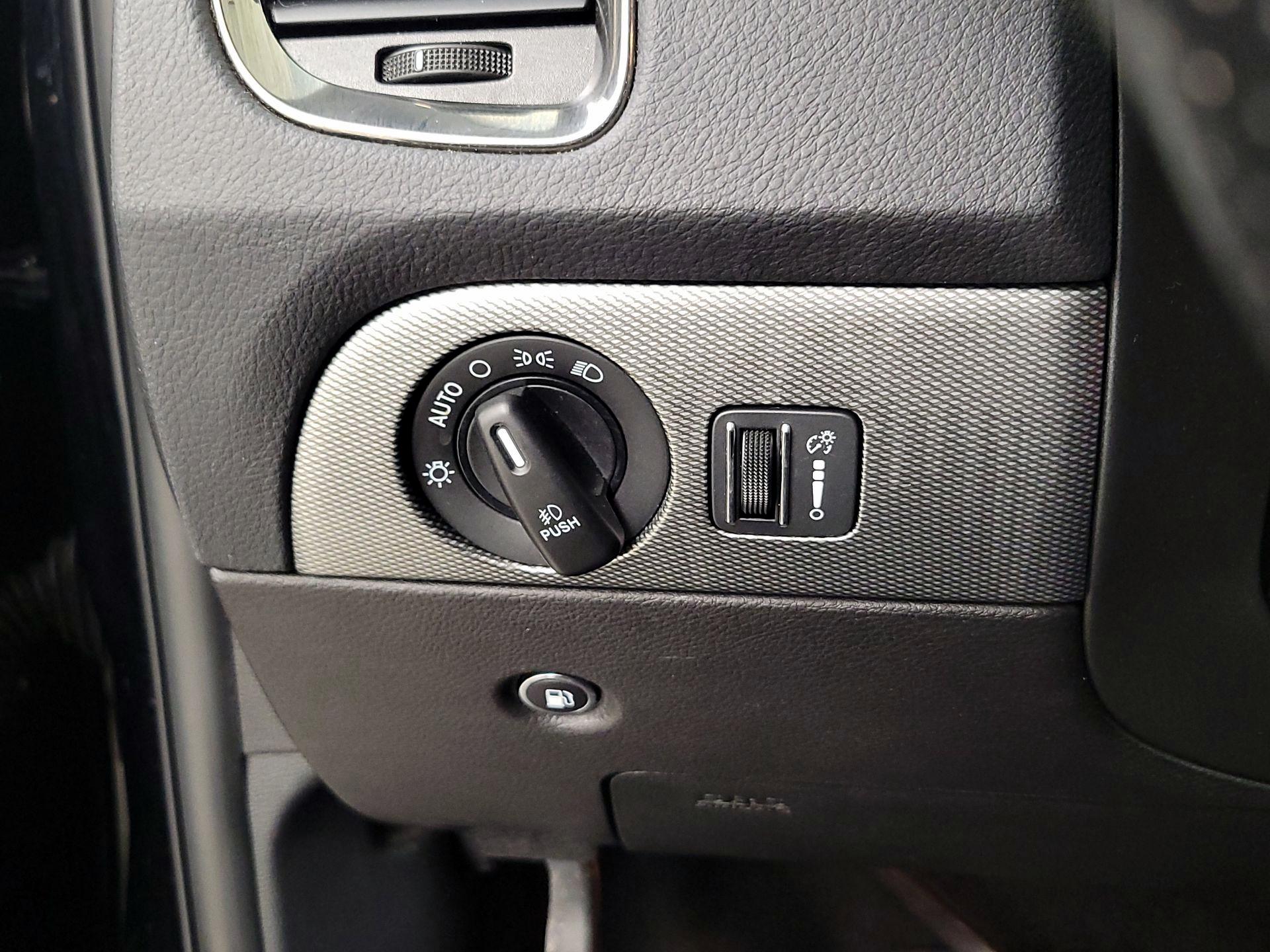 Thumbnail: 2020 Dodge Durango - 13