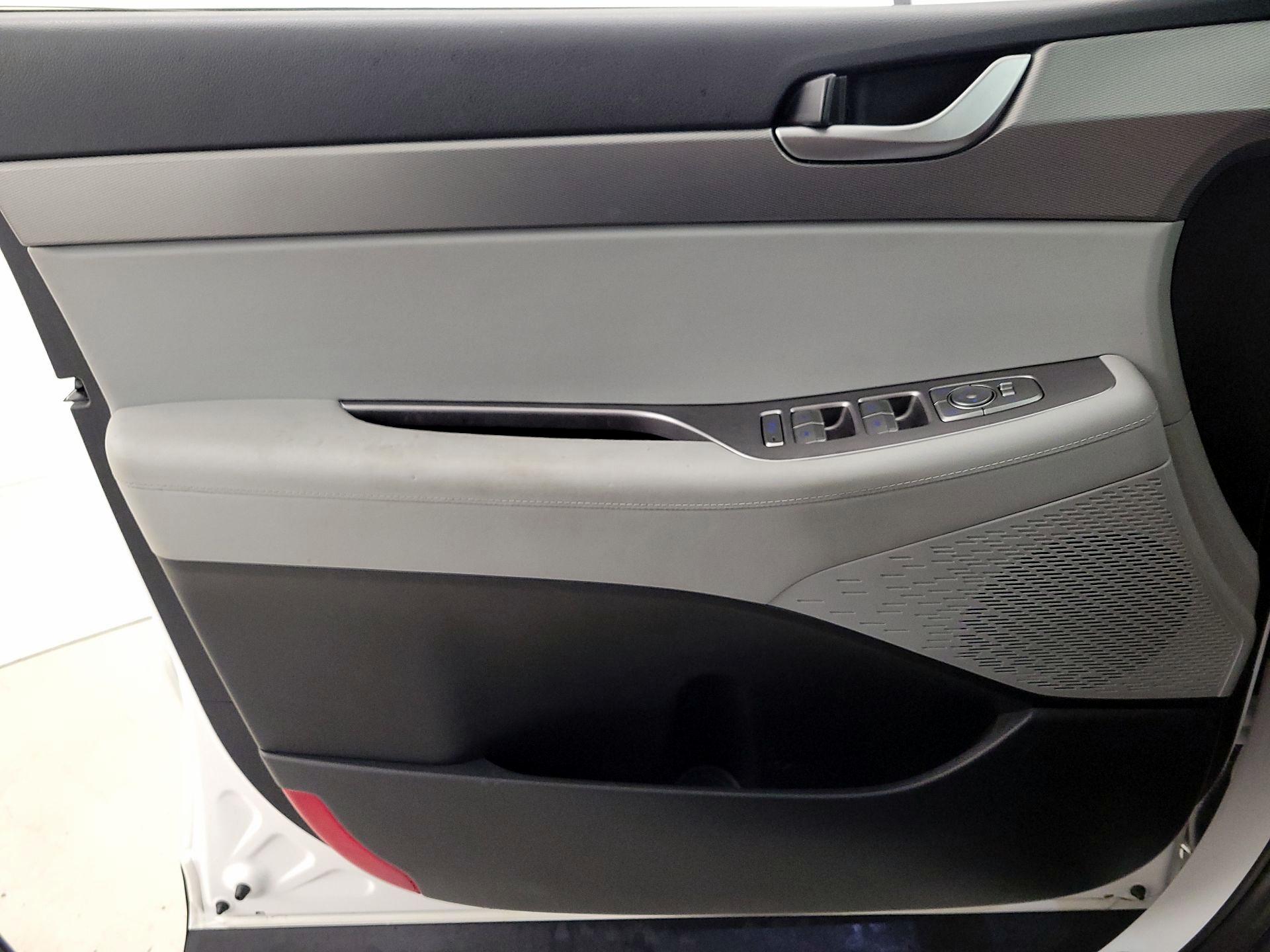 Thumbnail: 2020 Hyundai Palisade - 12