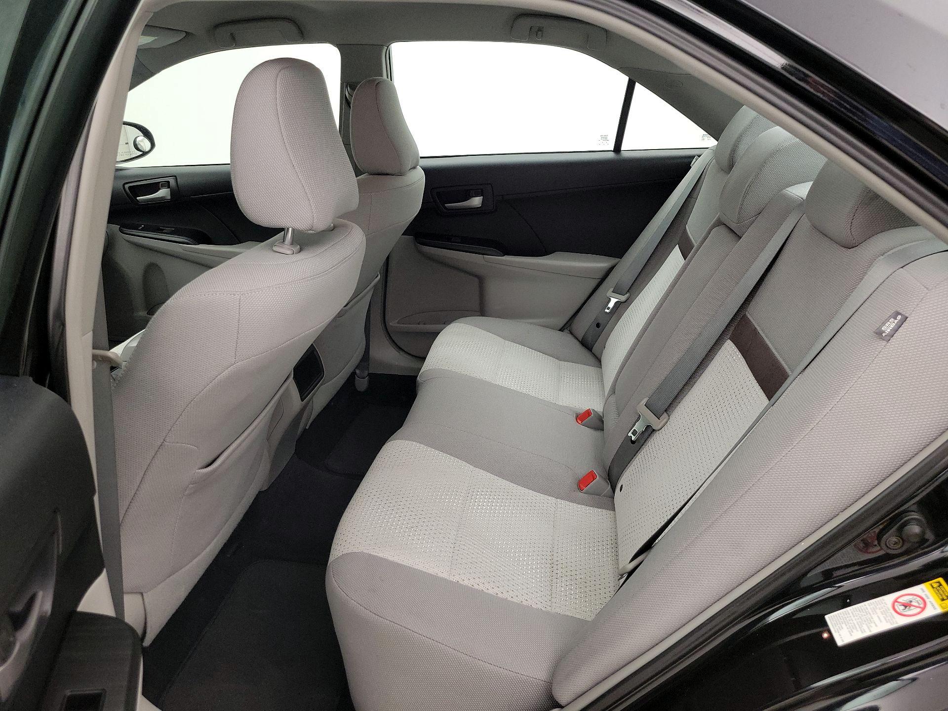 Thumbnail: 2014 Toyota Camry - 19