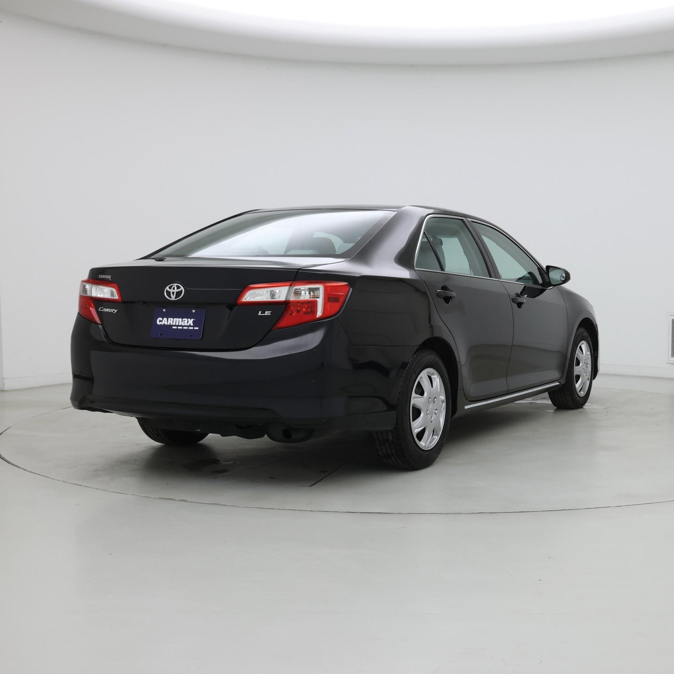 Thumbnail: 2014 Toyota Camry - 8