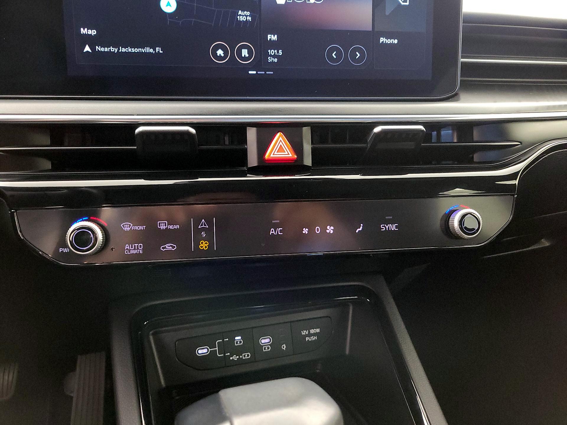 Thumbnail: 2025 Kia K5 - 17