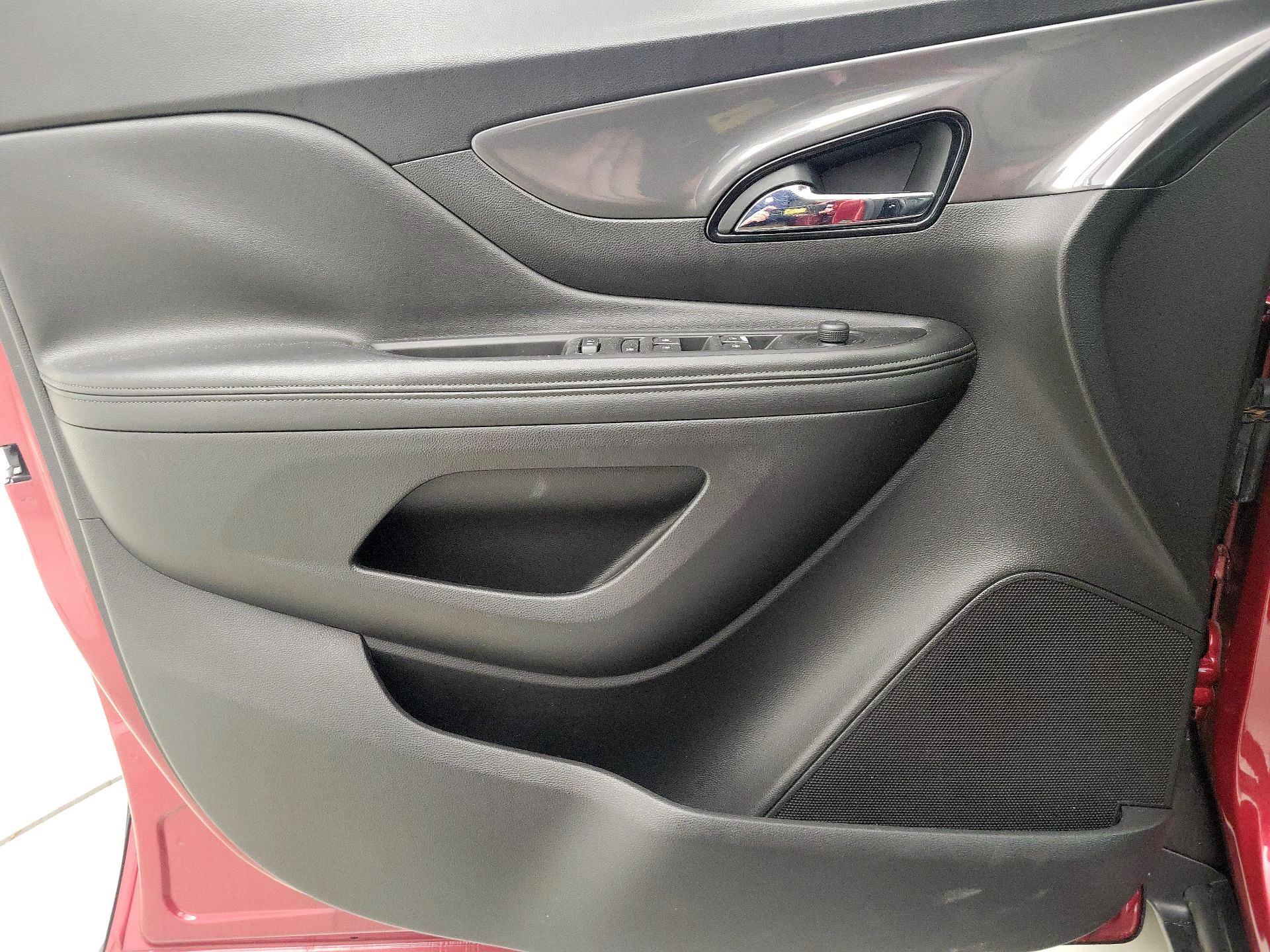 Thumbnail: 2017 Buick Encore - 12