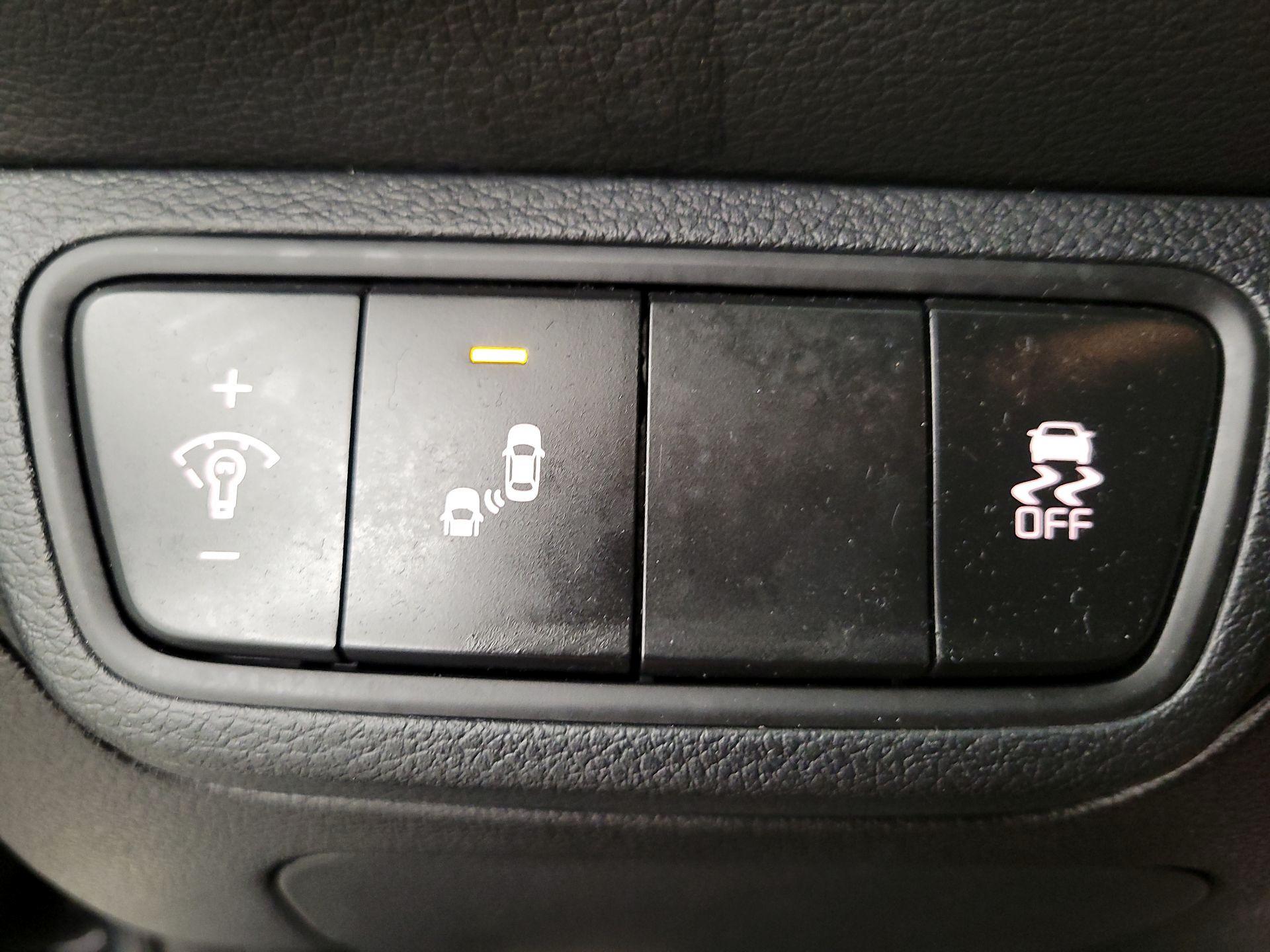 Thumbnail: 2023 Kia Forte - 13